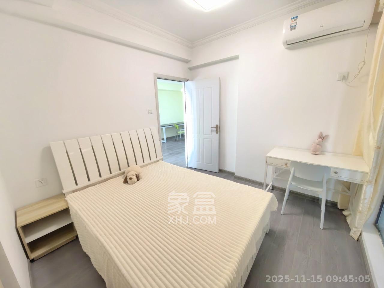 亚商国际  1室1厅1卫    1800.0元/月室内图