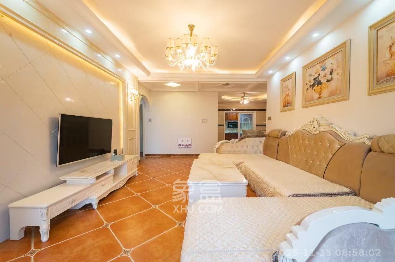 恒基凯旋门三期  3室2厅1卫    2800.0元/月