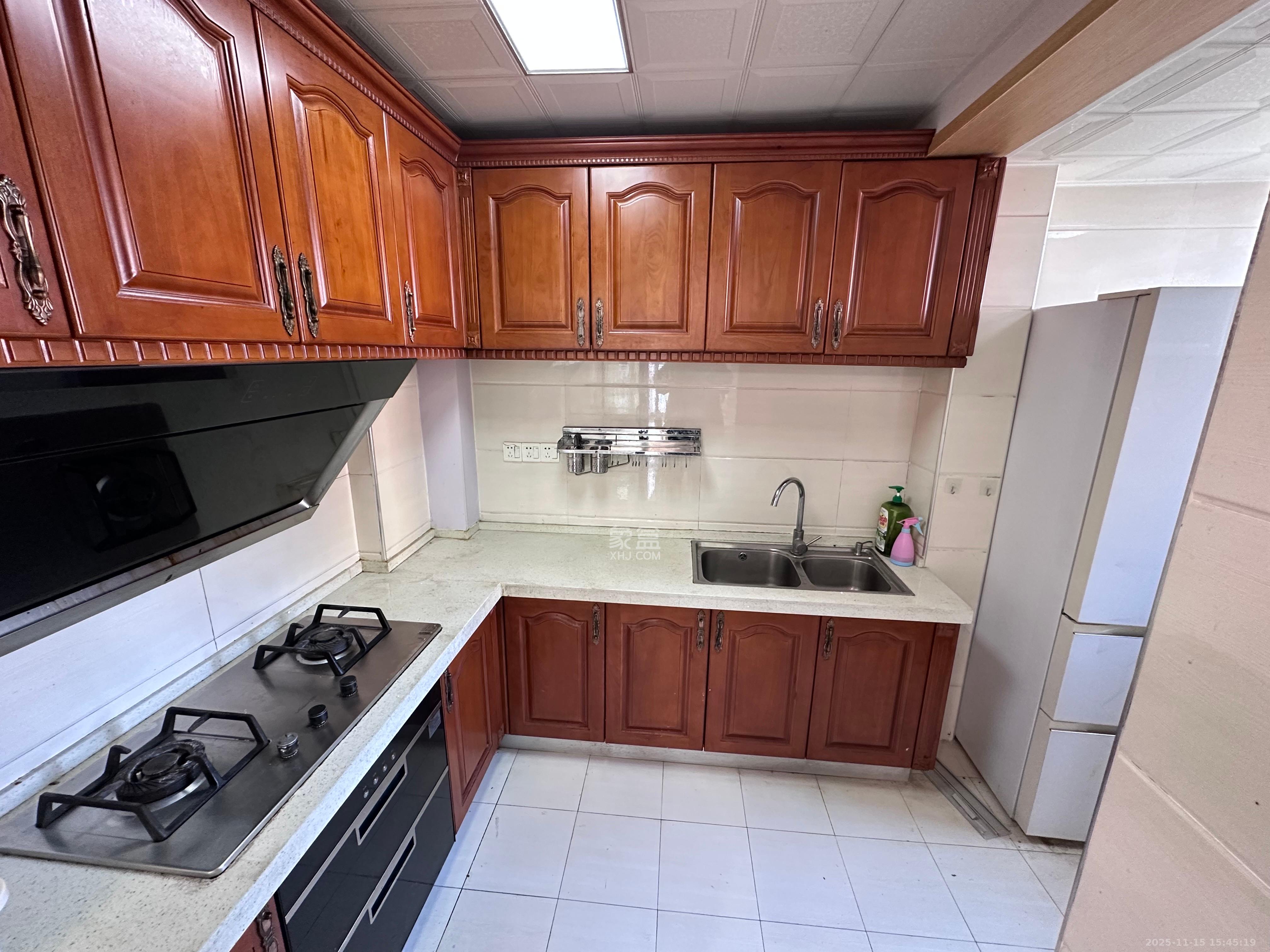 华润橡树湾 2室1厅1卫 2000.0元/月 华润橡树湾 2室1厅1卫 2000.0元/月室内图