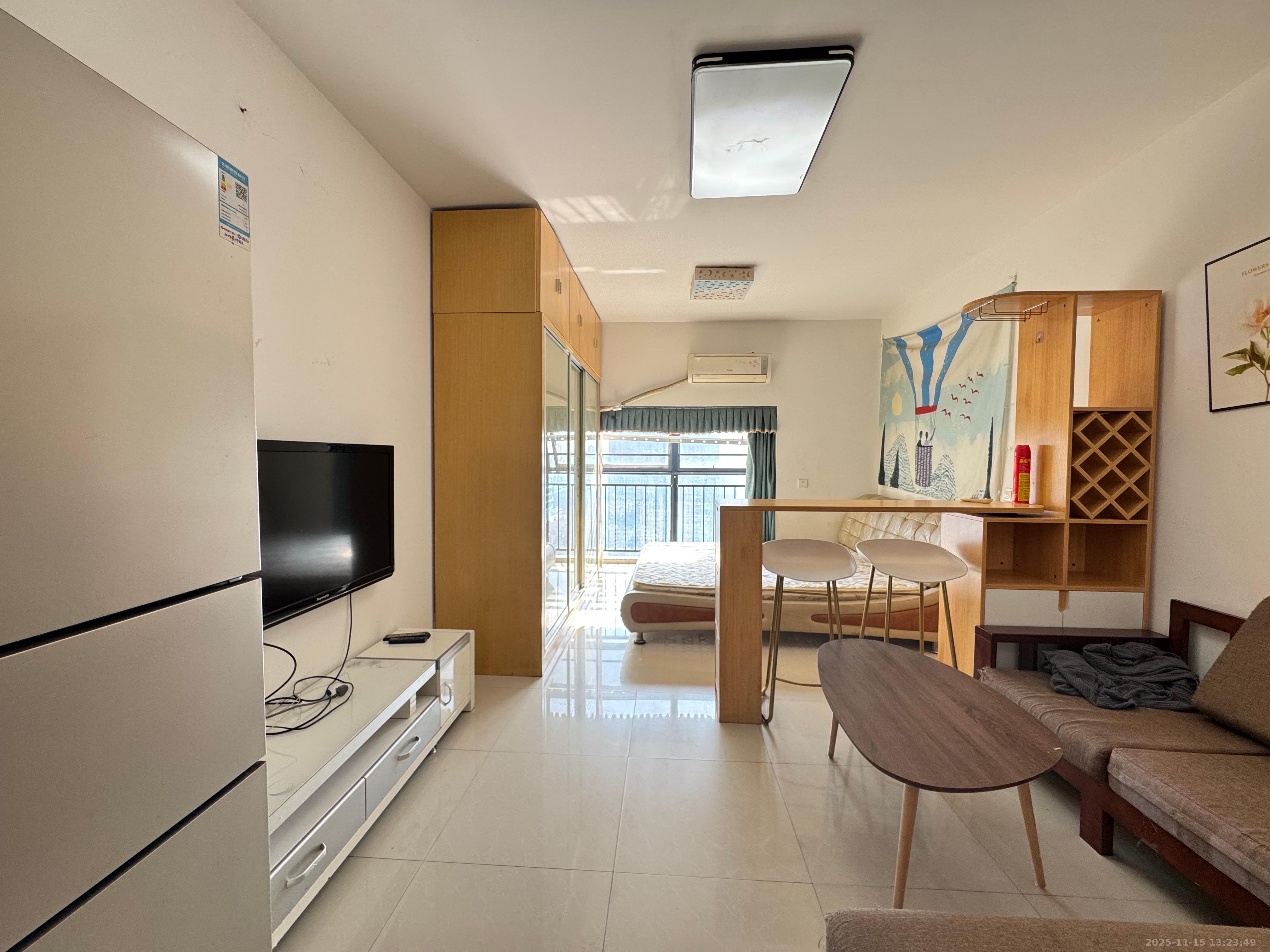 山水华景 1室1厅1卫 1500.0元/月 山水华景 1室1厅1卫 1500.0元/月室内图