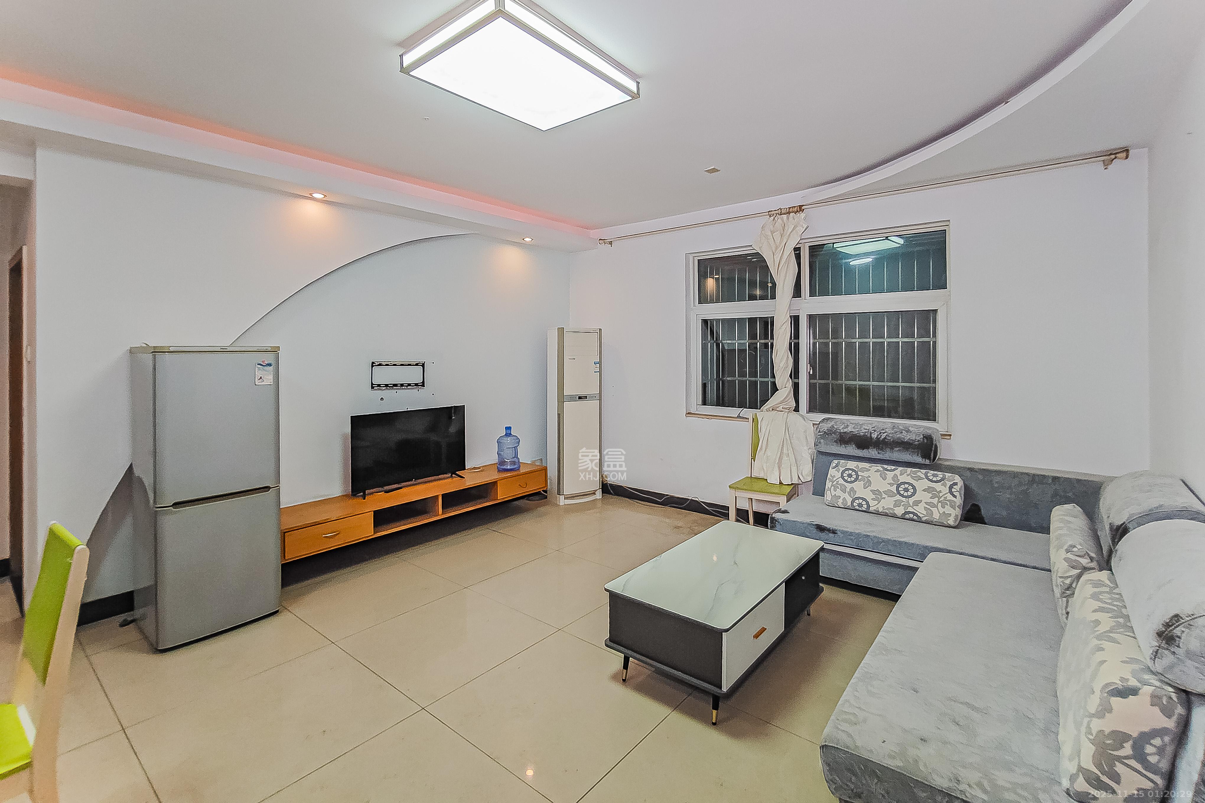 活力康城 2室2厅1卫 62.0万 活力康城 2室2厅1卫 62.0万客厅