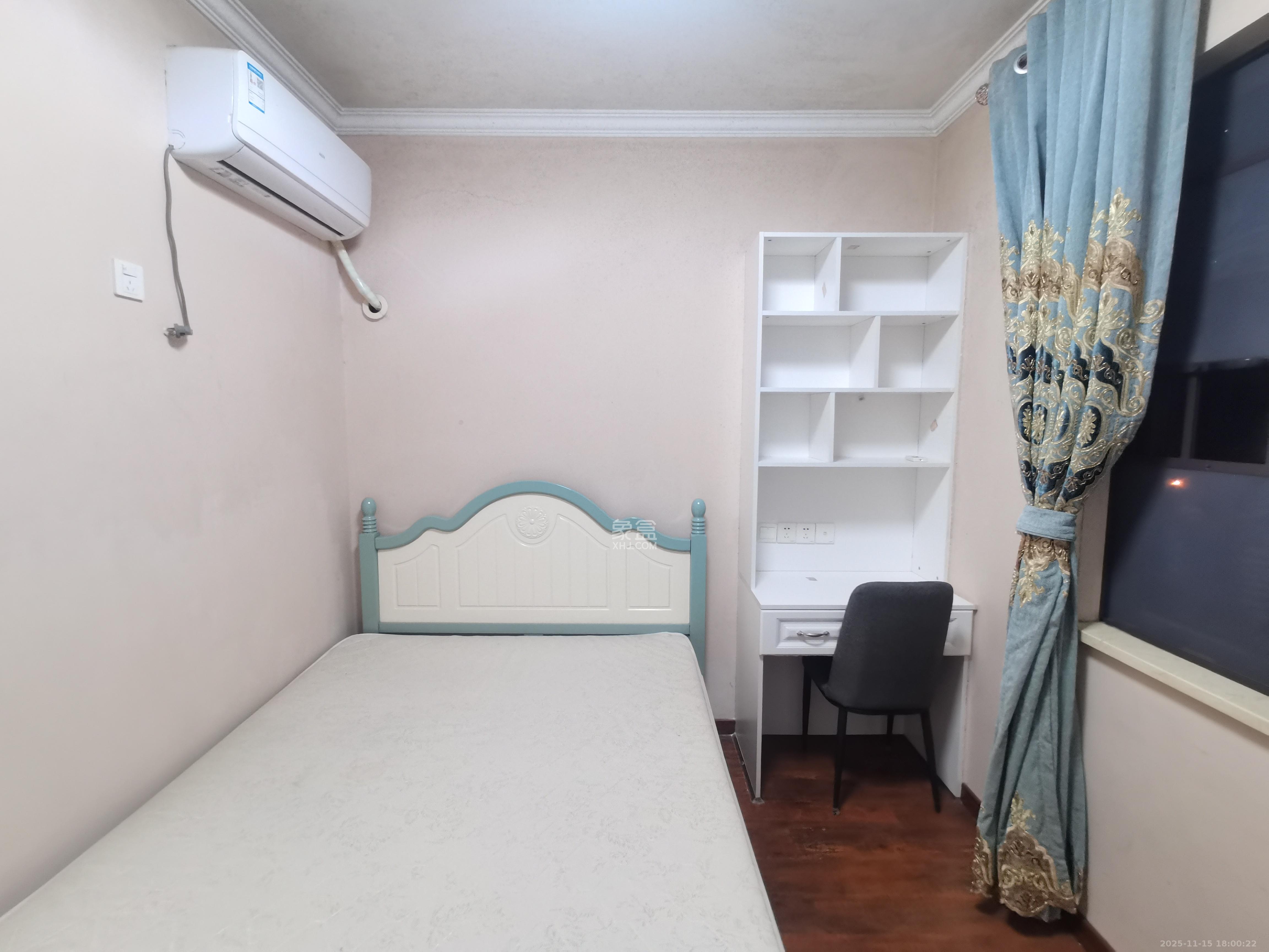 鑫远和城（一、二期）  3室2厅2卫    2800.0元/月室内图