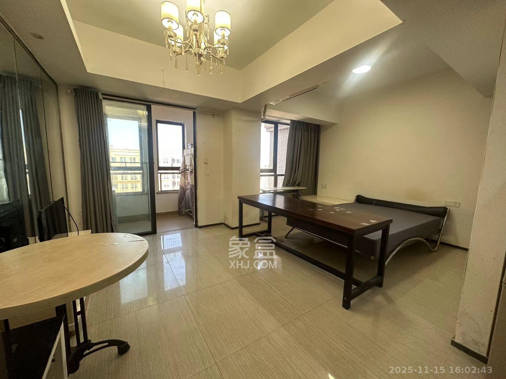 奥林匹克花园贡院三期 1室1厅1卫 1100.0元/月 奥林匹克花园贡院三期 1室1厅1卫 1100.0元/月室内图