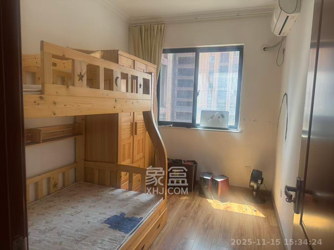 东业上城嘉苑（晟悦国际）  4室2厅2卫    3000.0元/月室内图