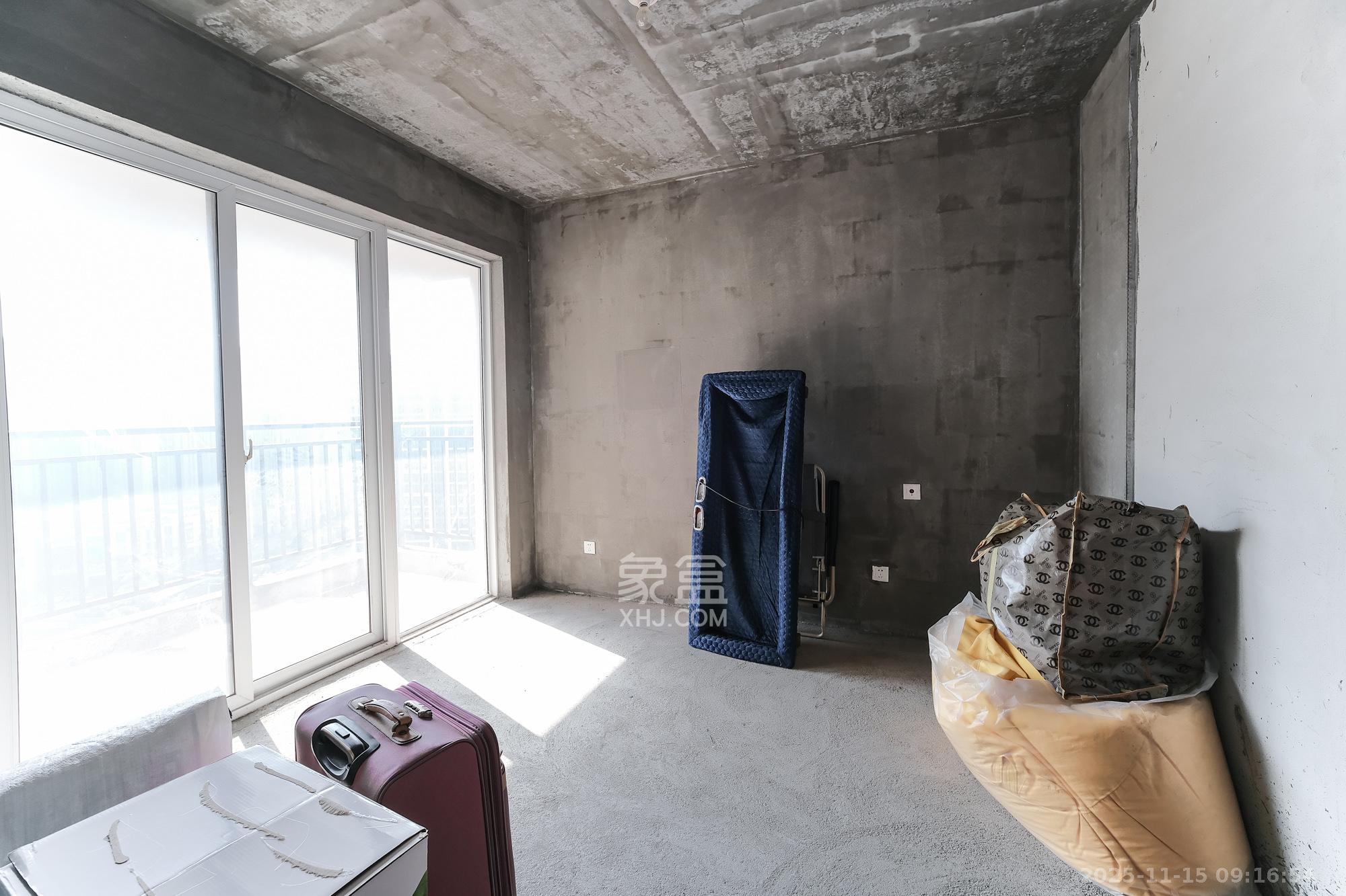 和悦城(蟠龙景苑) 3室2厅2卫 70.0万 和悦城(蟠龙景苑) 3室2厅2卫 70.0万卧室