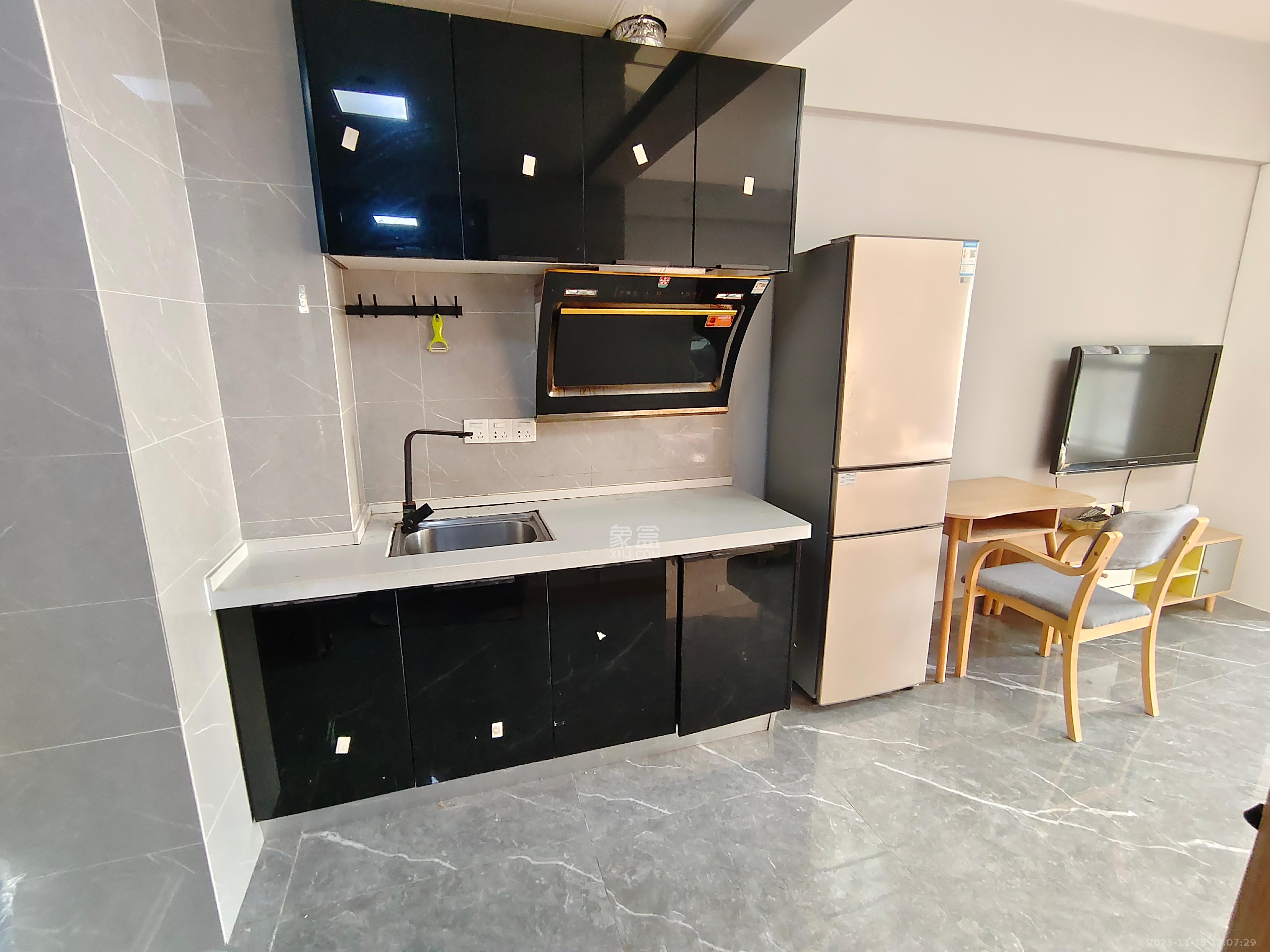 金科时代中心 1室1厅1卫 1400.0元/月 金科时代中心 1室1厅1卫 1400.0元/月室内图