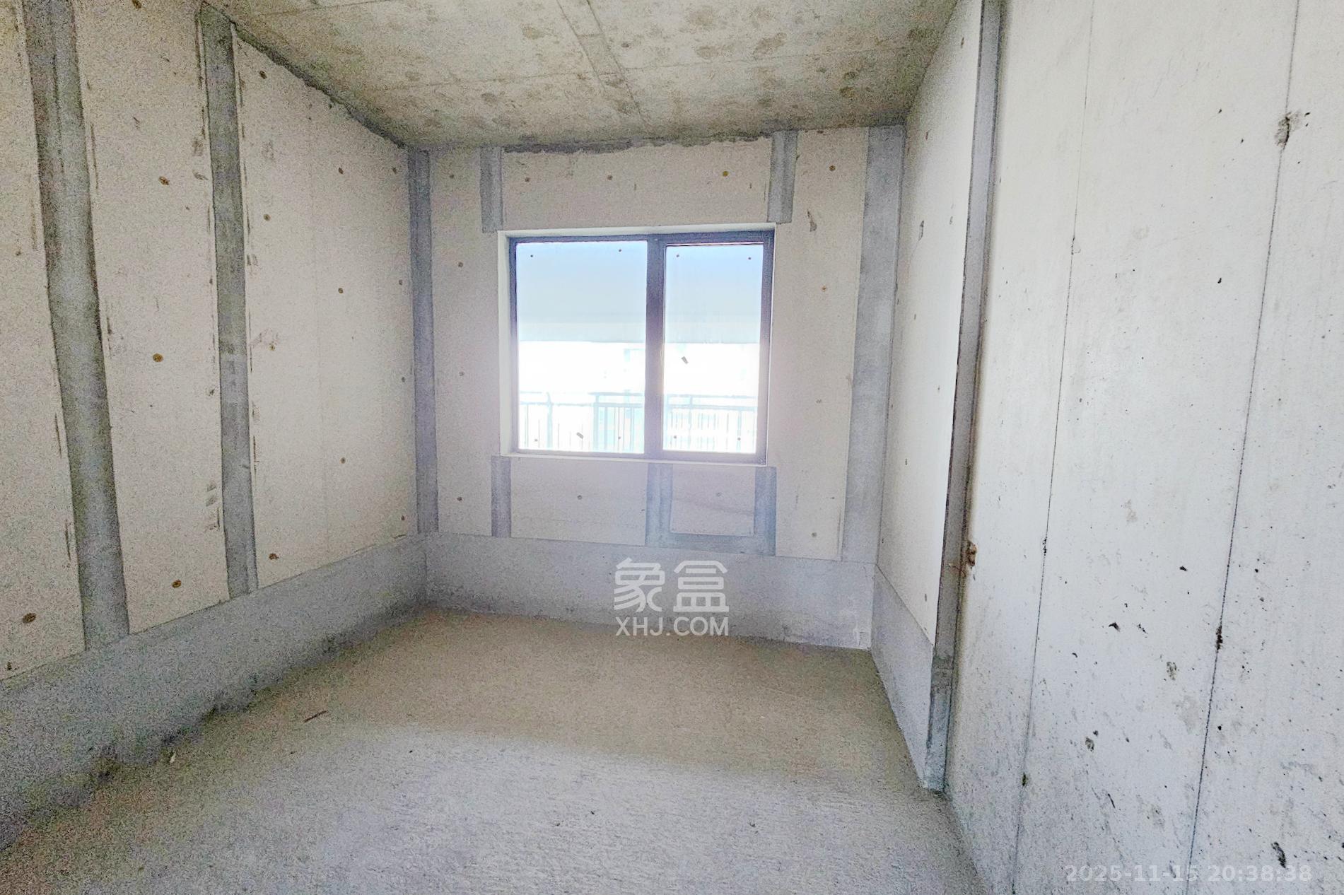 润和星河玥  3室1厅1卫    130.0万卧室