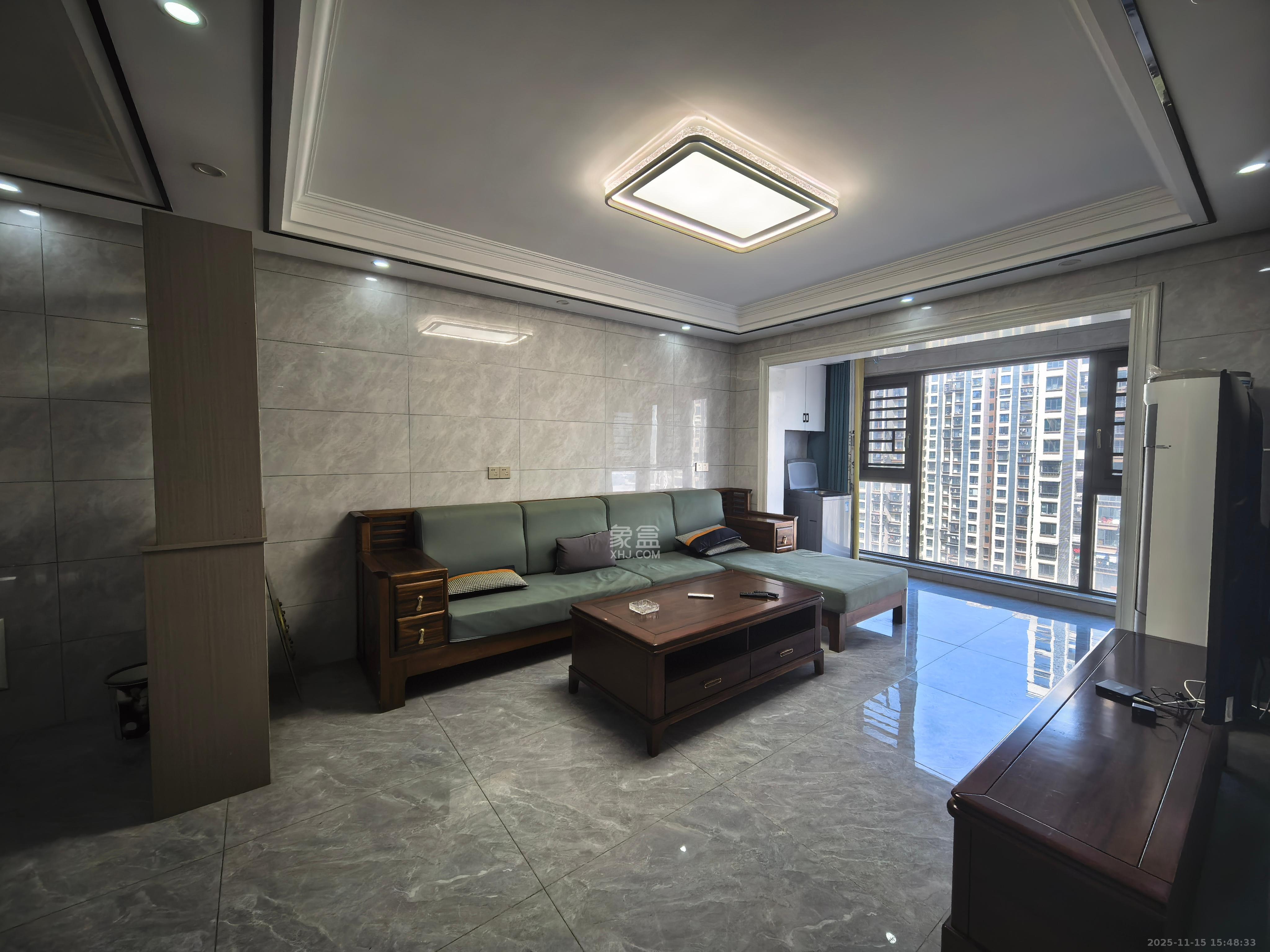 真人桥家园一期  4室2厅2卫    2600.0元/月室内图