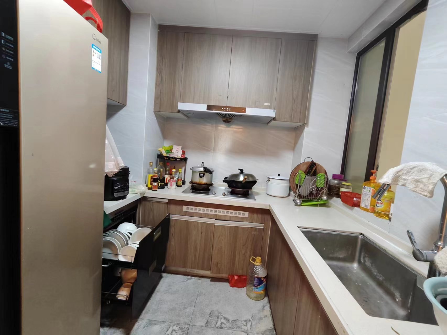 碧桂园翘楚棠 3室2厅2卫 1800.0元/月 碧桂园翘楚棠 3室2厅2卫 1800.0元/月室内图