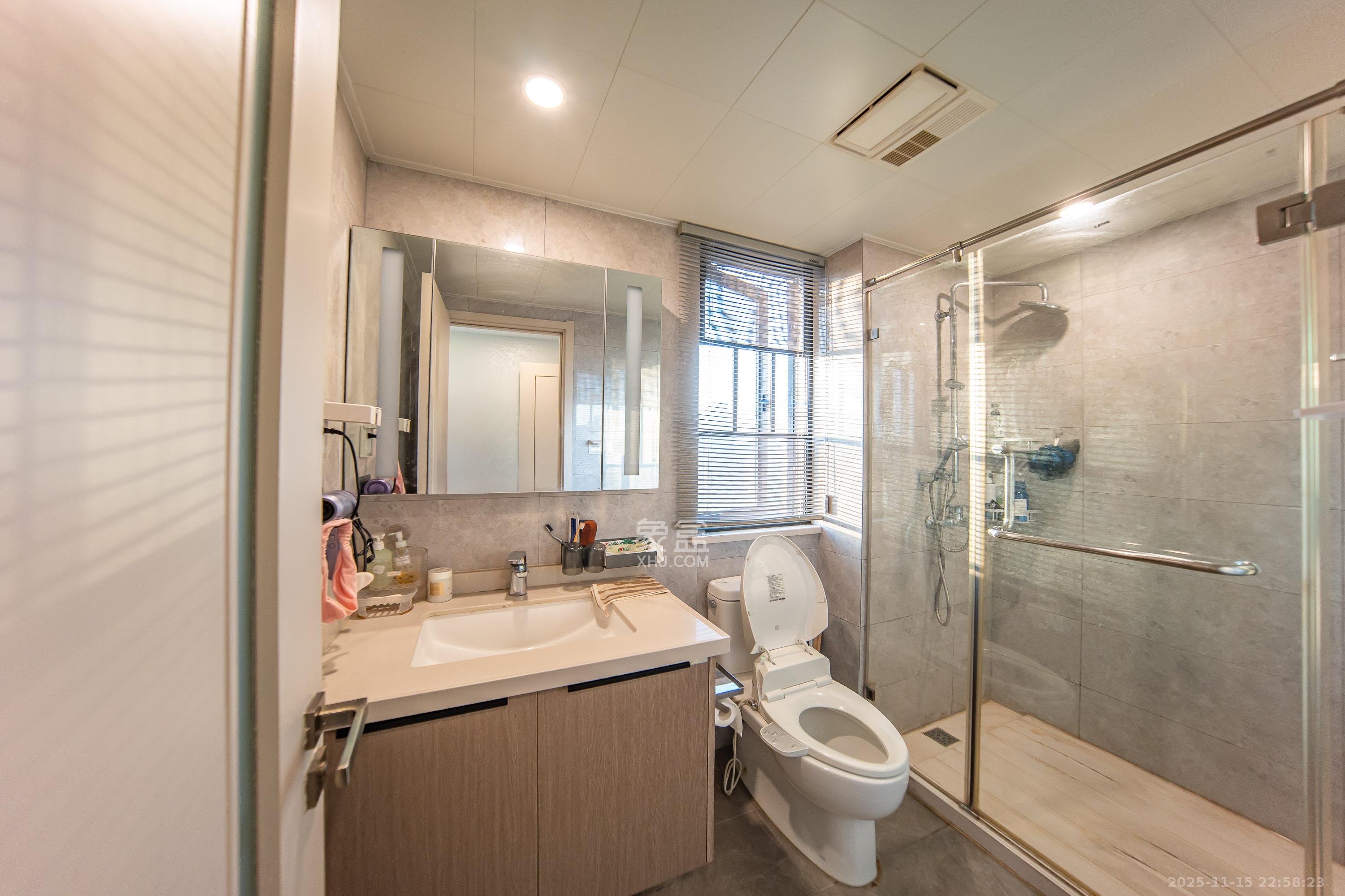 映客龙湖璟翠公馆(映客龙湖璟翠中心) 1室0厅0卫 185.0万 映客龙湖璟翠公馆(映客龙湖璟翠中心) 1室0厅0卫 185.0万卫生间