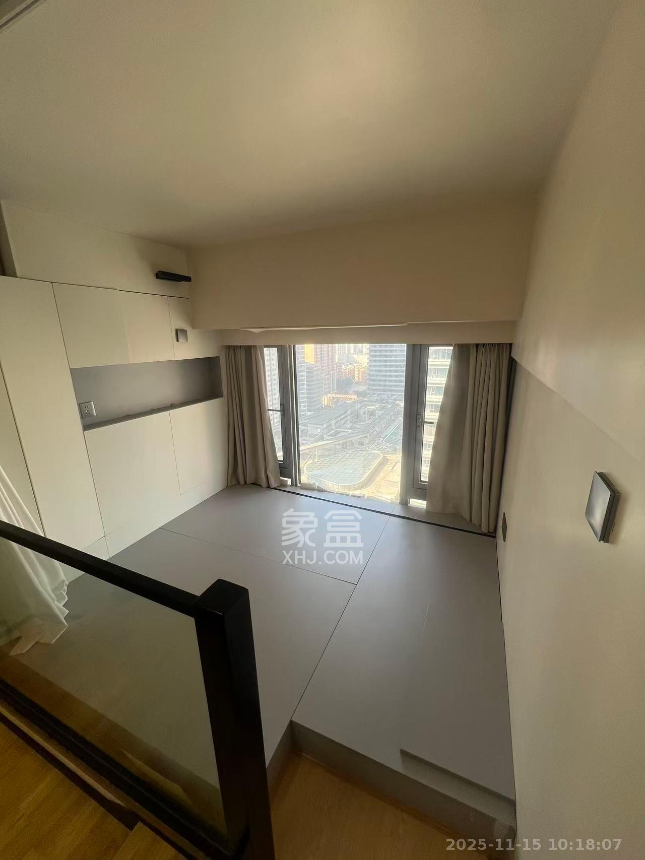 保利天禧EF区  2室1厅1卫    2600.0元/月室内图