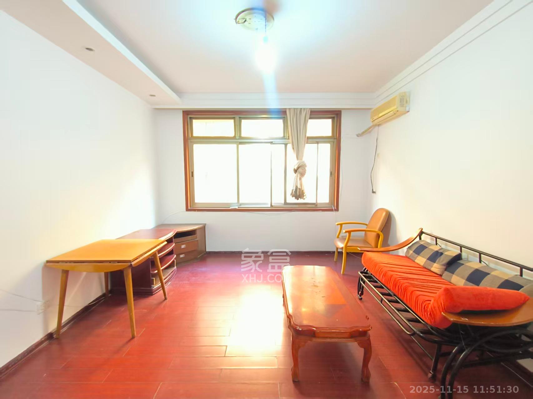 袁家岭省煤炭厅宿舍（芙蓉区省煤炭局小区）  3室2厅1卫    2200.0元/月