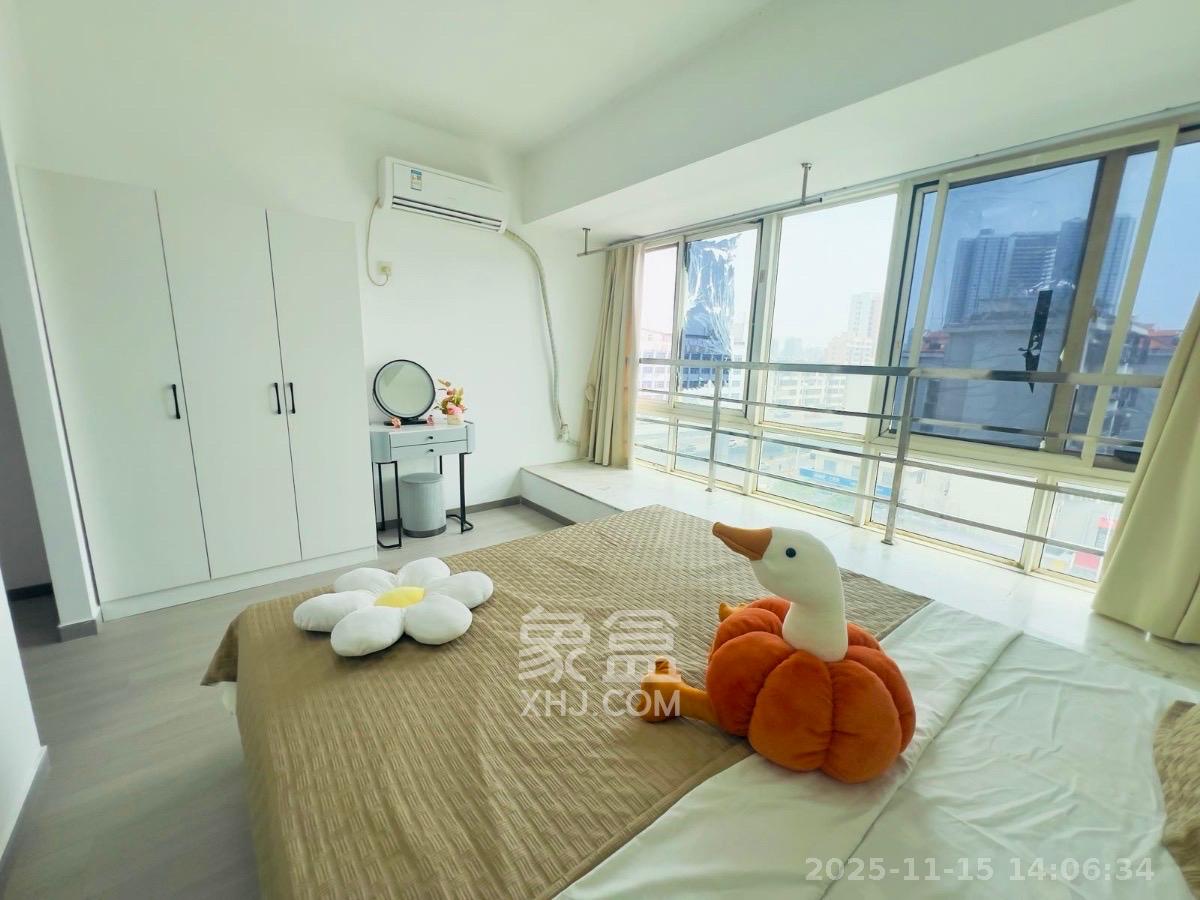 几米空间  1室1厅1卫    1800.0元/月室内图