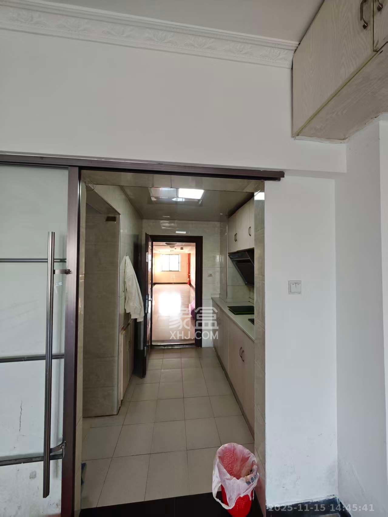 世纪桃花苑  1室1厅1卫    1300.0元/月室内图