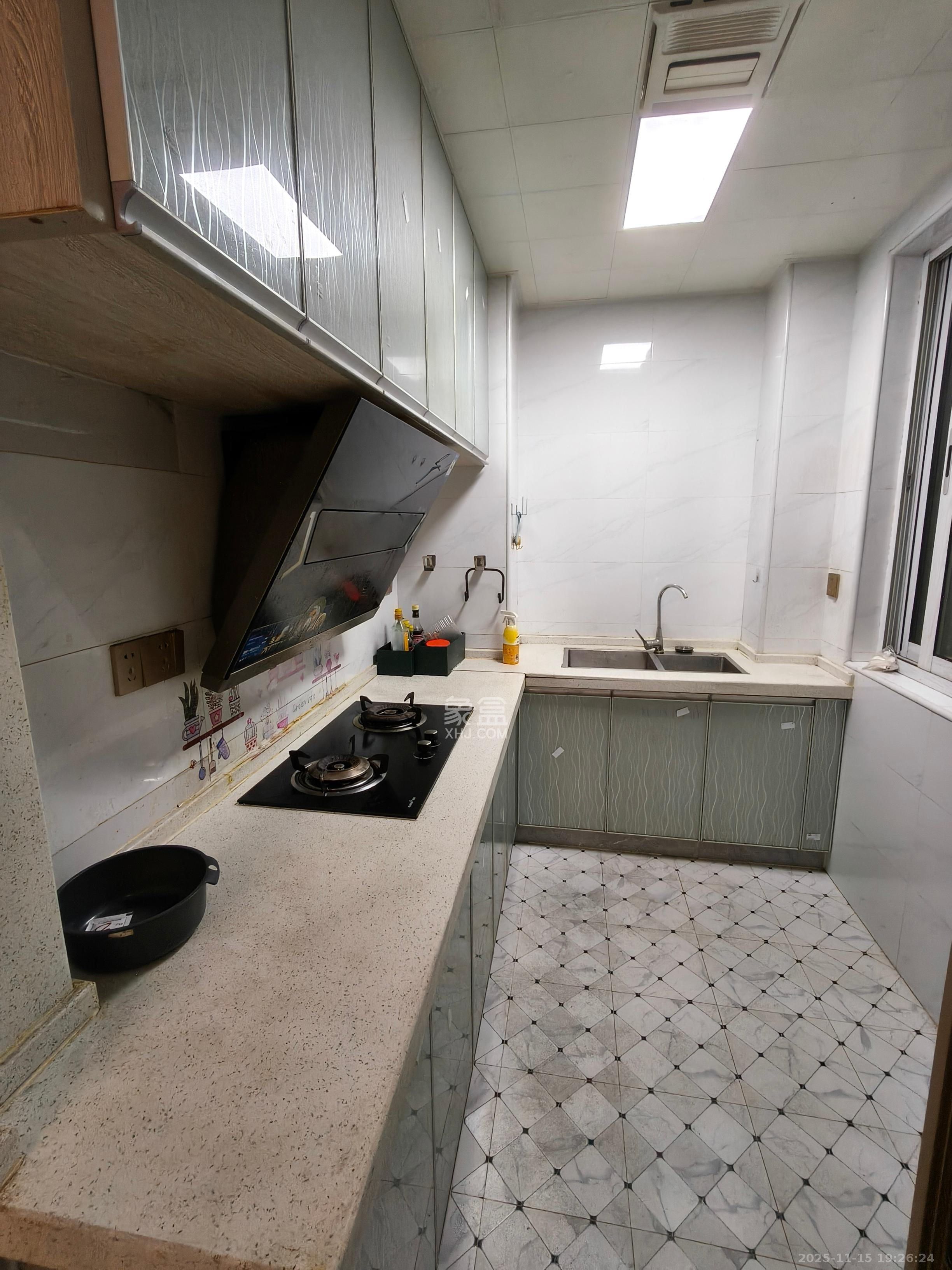 星城新宇川河苑  2室2厅1卫    1800.0元/月室内图