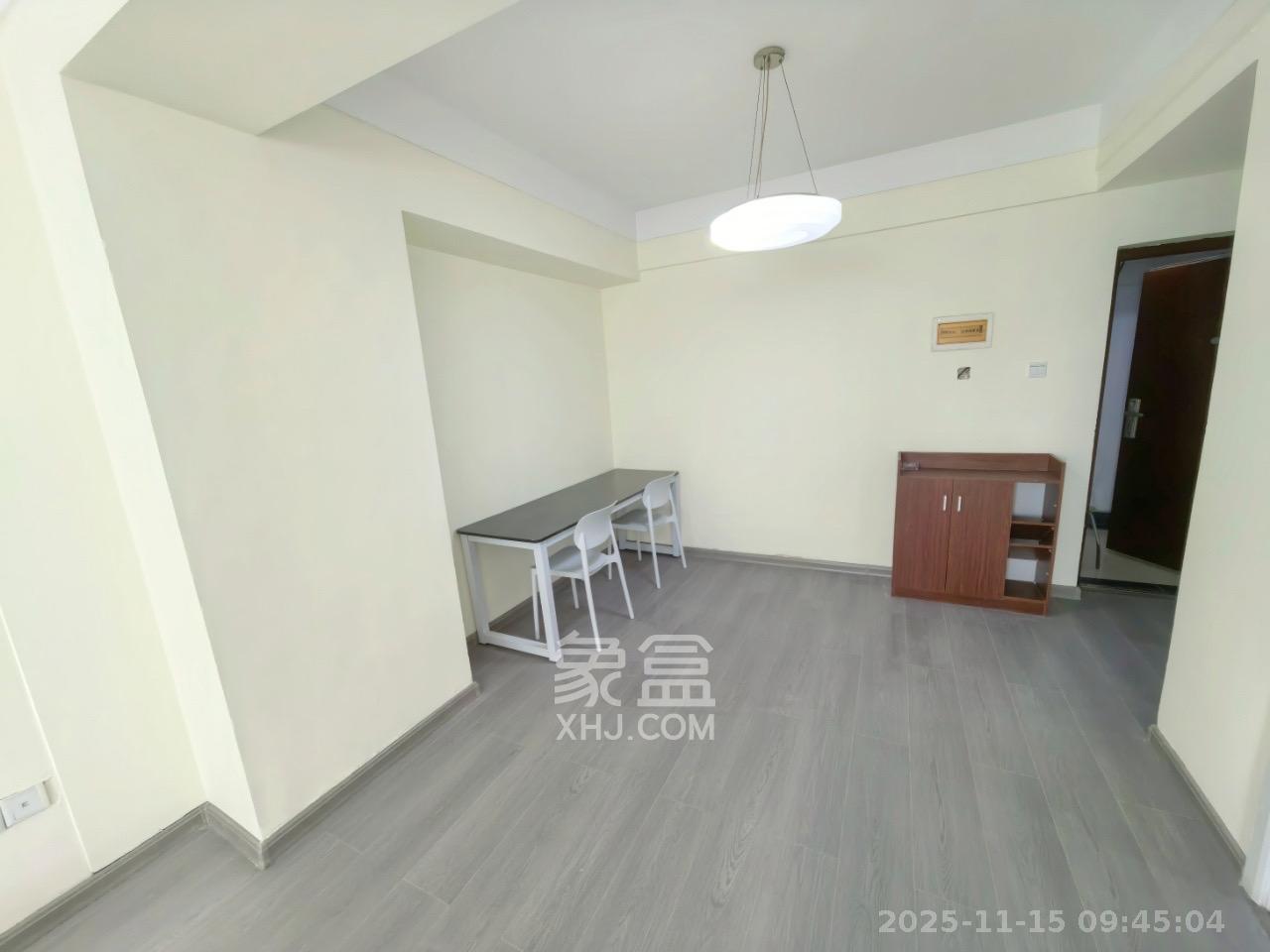 亚商国际  1室1厅1卫    1800.0元/月室内图