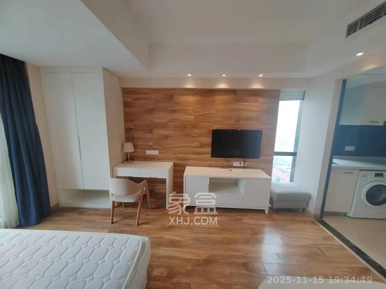 五一钻界  1室1厅1卫    2000.0元/月室内图