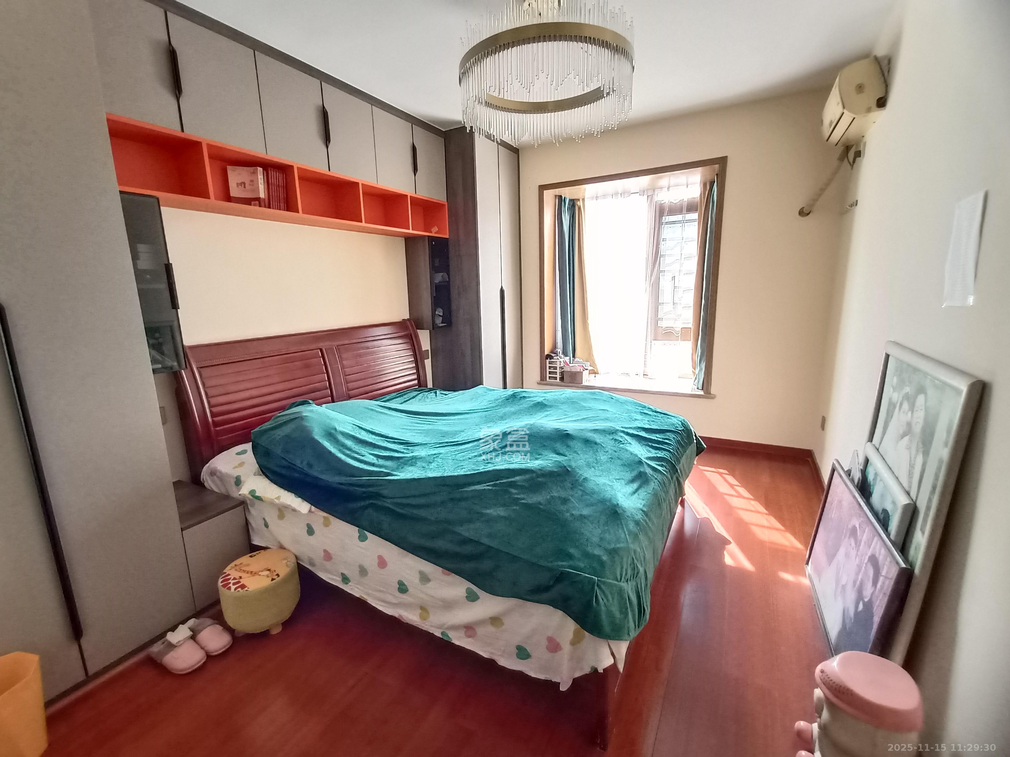 德润园 3室2厅2卫 2800.0元/月 德润园 3室2厅2卫 2800.0元/月室内图