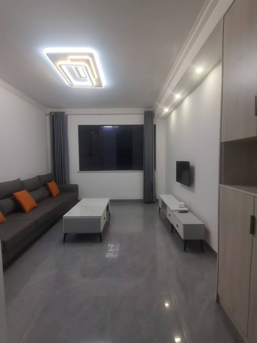 金塘家园  2室1厅1卫    2000.0元/月户型图