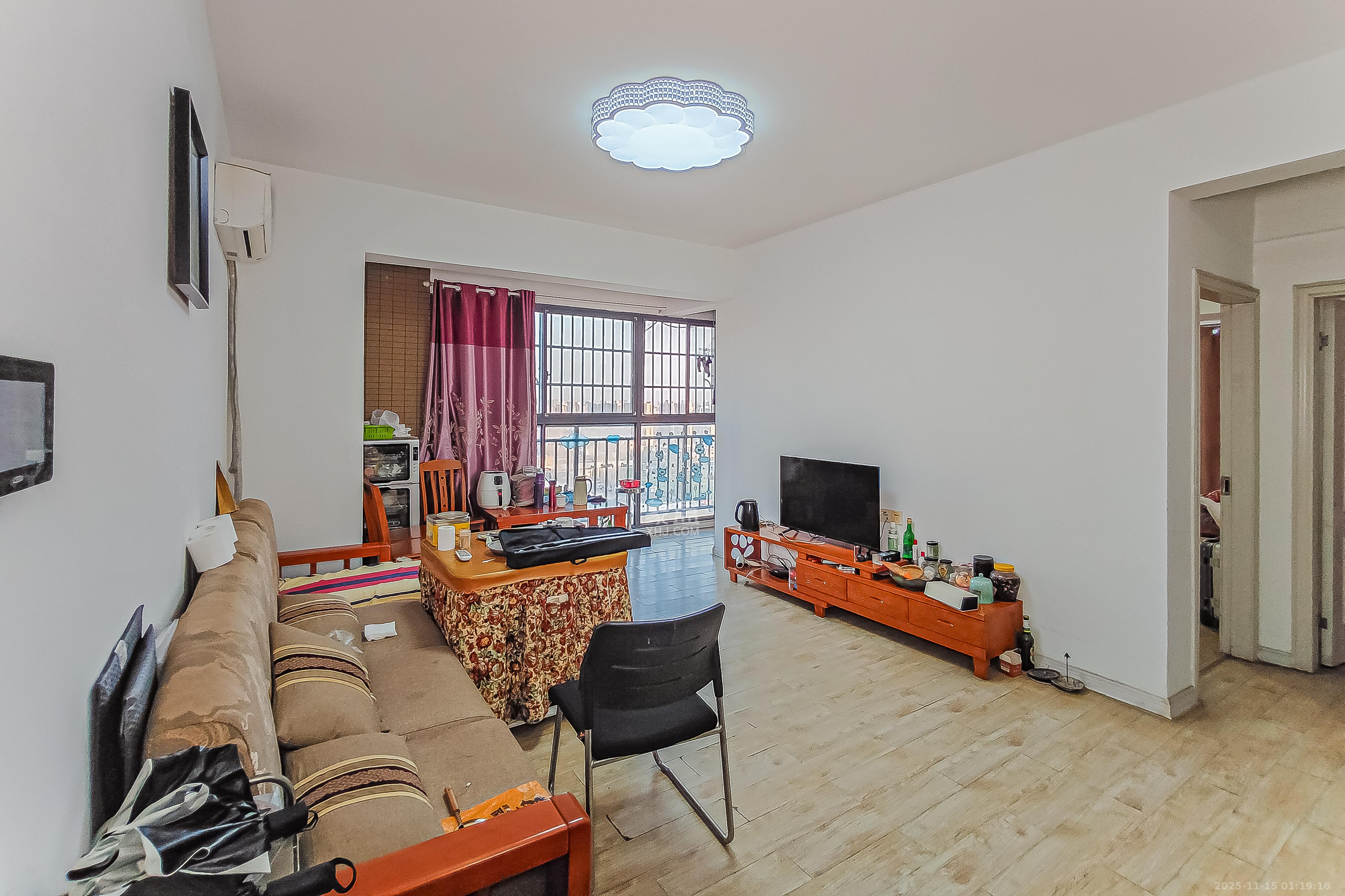 万博汇 2室1厅1卫 103.0万 万博汇 2室1厅1卫 103.0万客厅