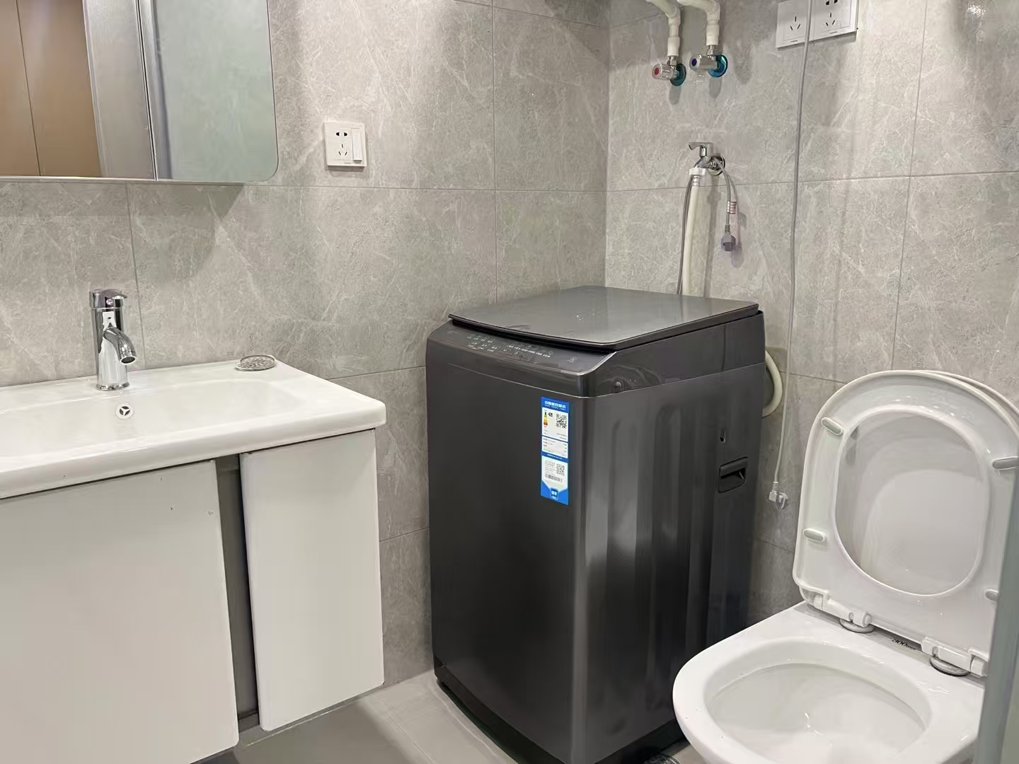 华侨城曦海岸1期  1室0厅1卫    1500.0元/月室内图