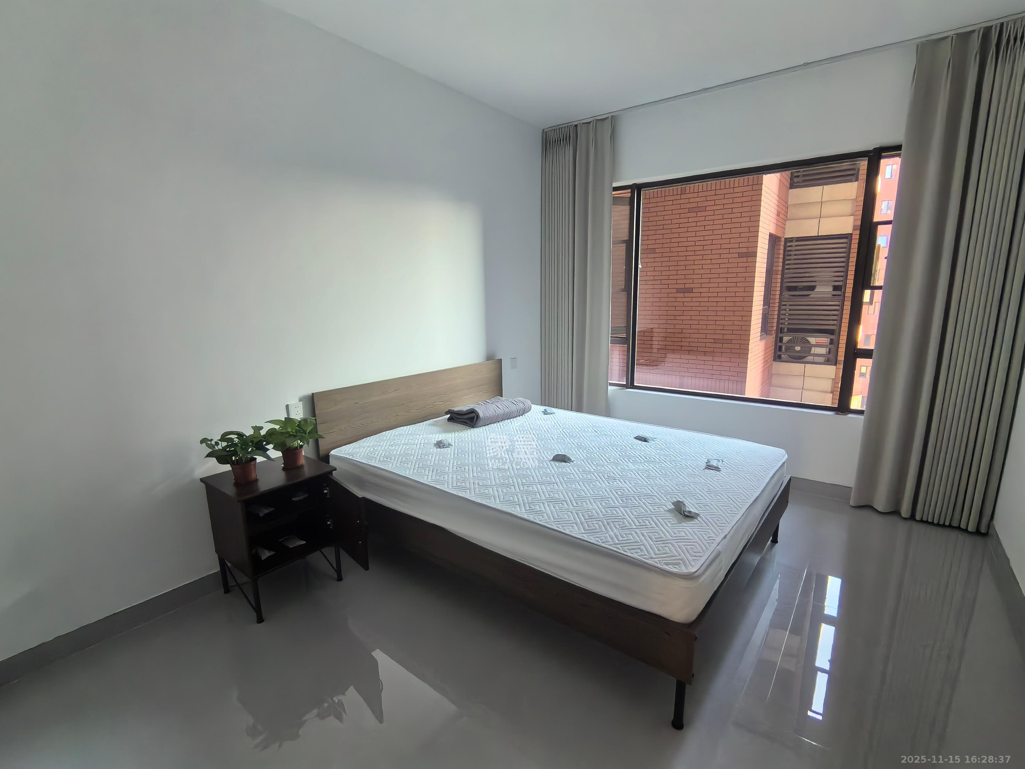 香缇雅苑（鑫远翡丽郡二期）  3室2厅1卫    3500.0元/月室内图