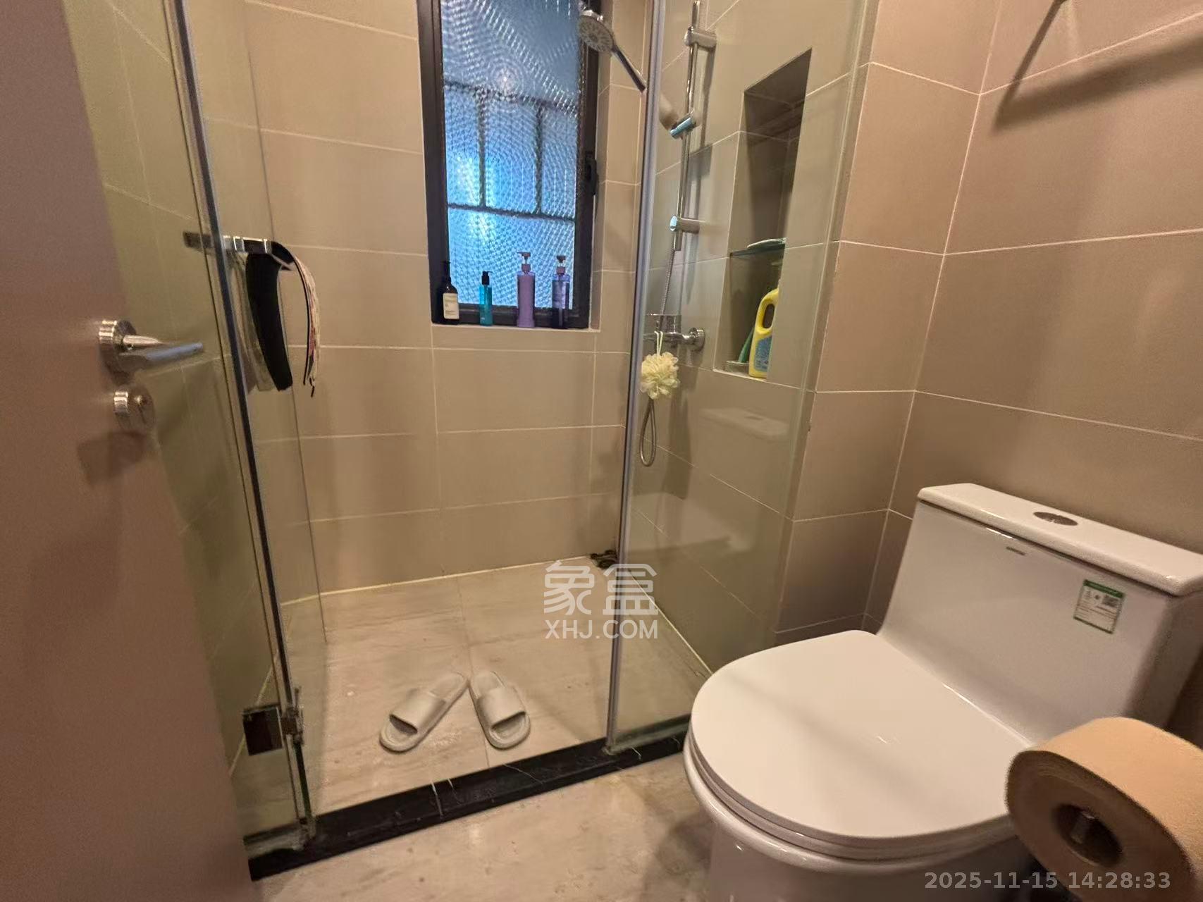 新力铂园（江山云著）  3室2厅1卫    3500.0元/月室内图