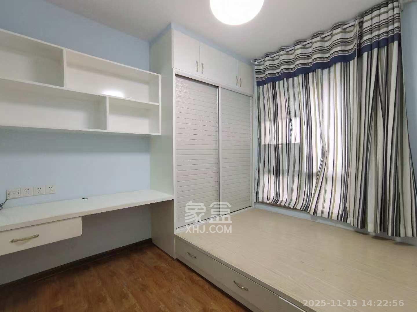 达美D6区  3室2厅1卫    3000.0元/月室内图