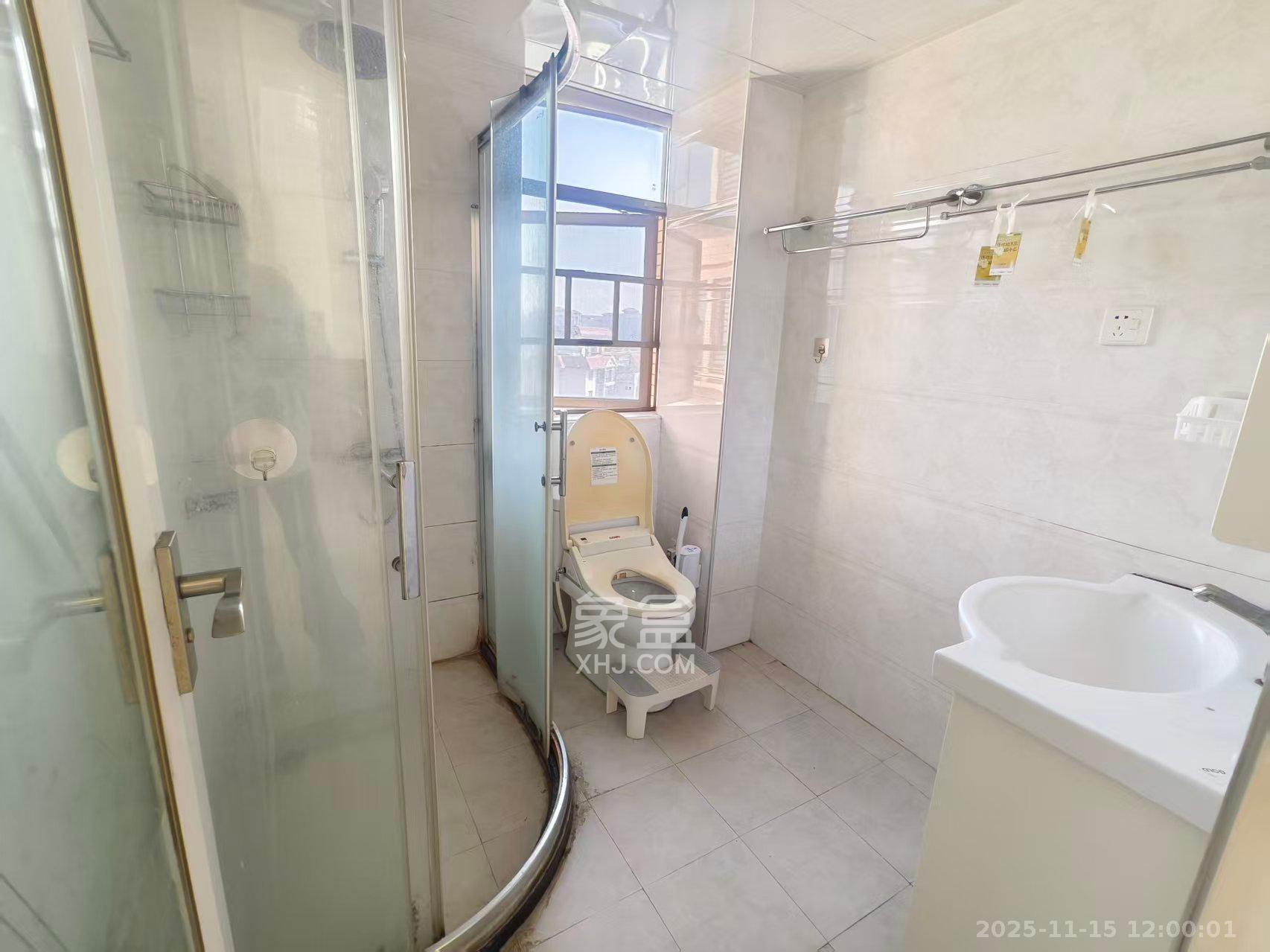 江山帝景哈佛  2室2厅1卫    1900.0元/月室内图