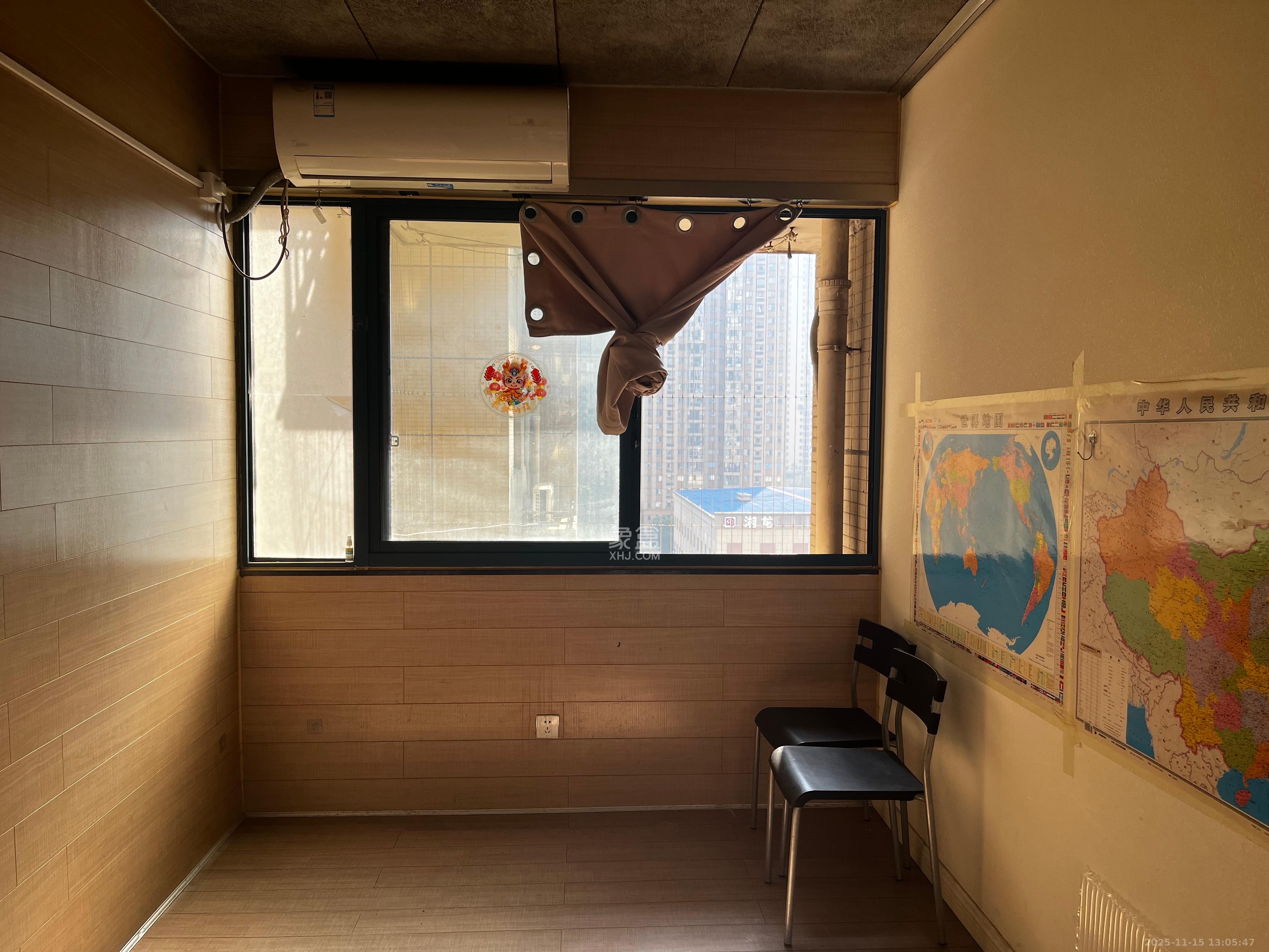 筑梦星园  3室2厅2卫    2000.0元/月室内图