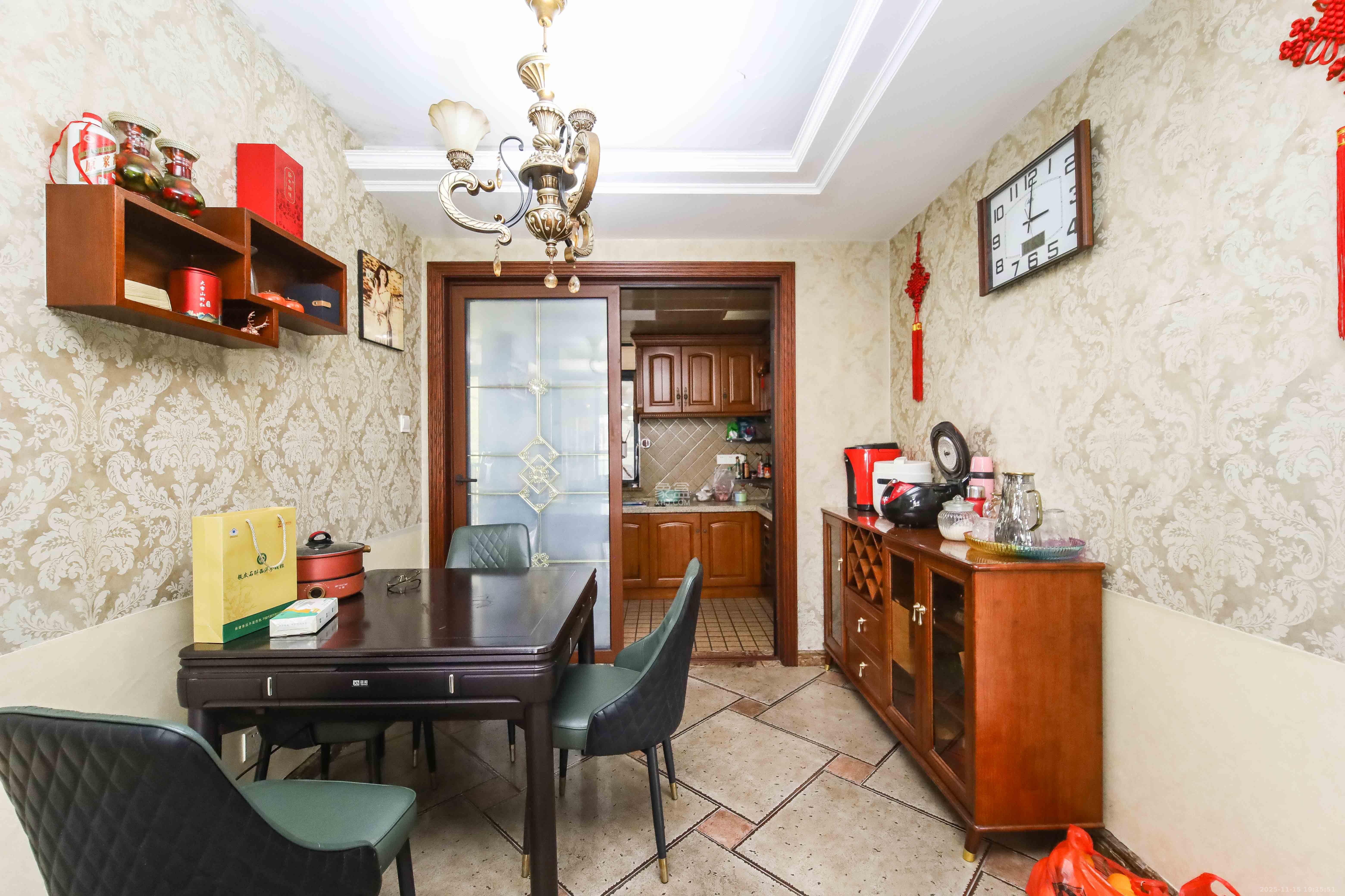 江河双水湾  4室2厅2卫    115.0万其他