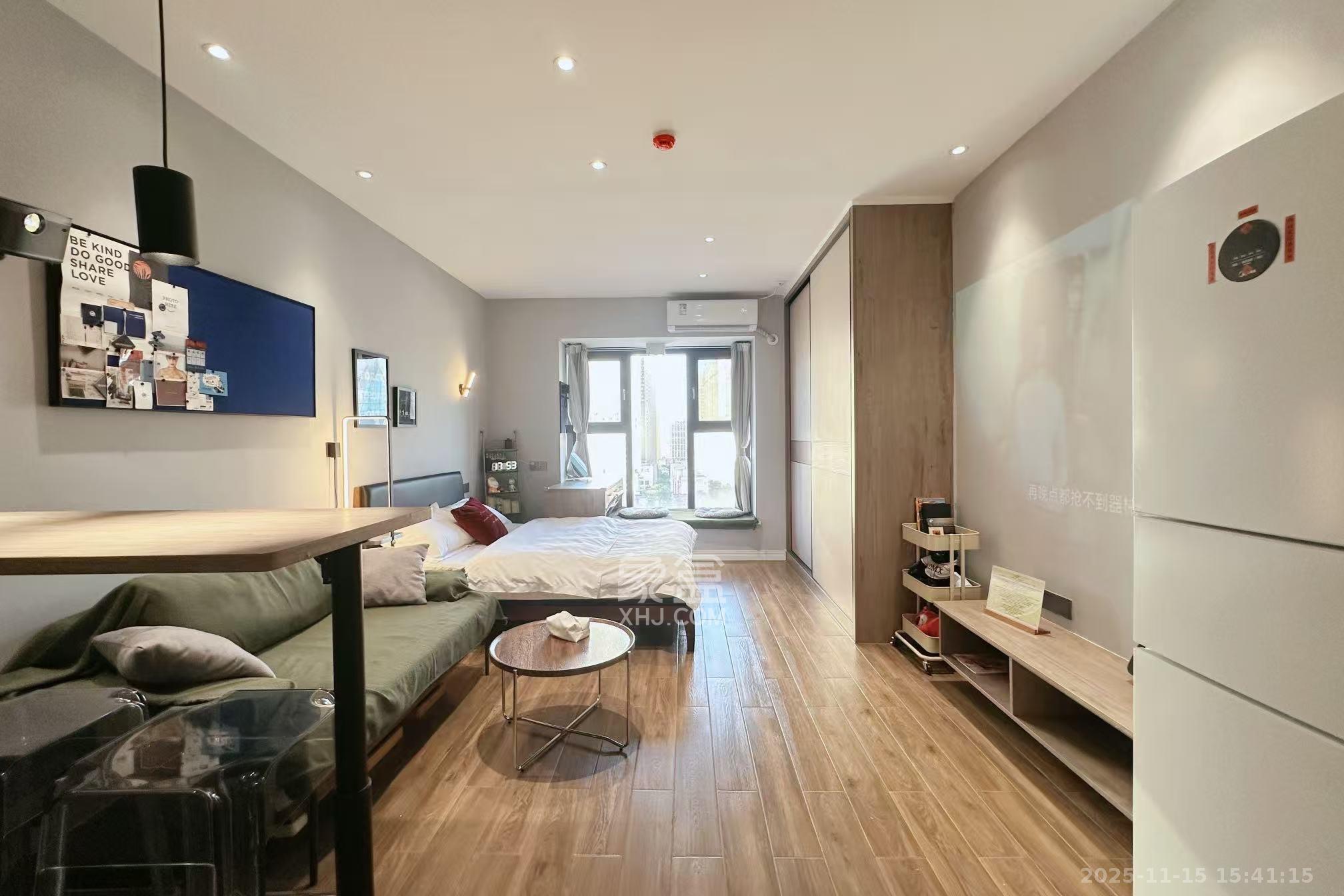 芙蓉同发 1室1厅1卫 2200.0元/月 芙蓉同发 1室1厅1卫 2200.0元/月室内图