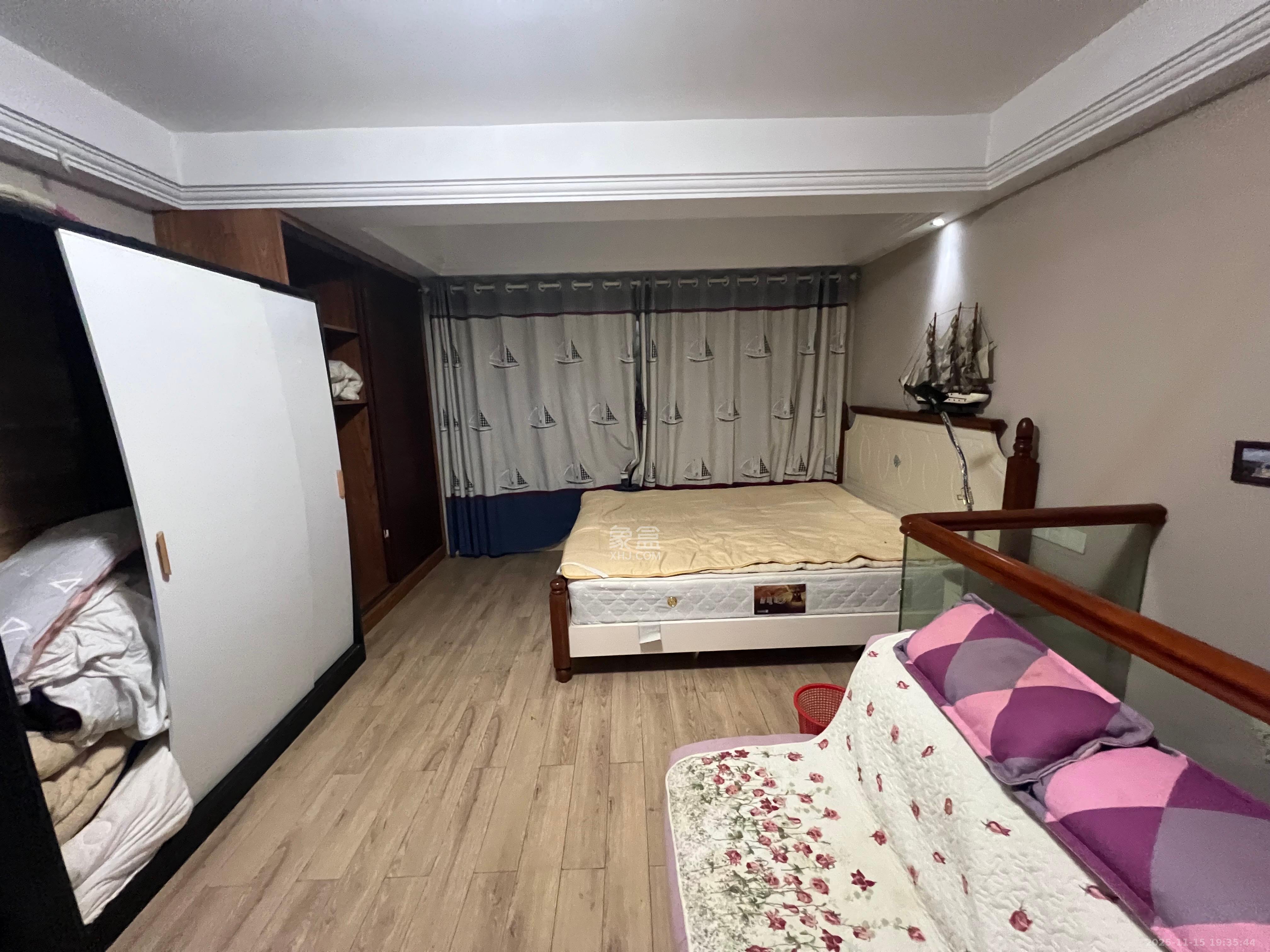 鸥波港湾  2室1厅2卫    2200.0元/月室内图