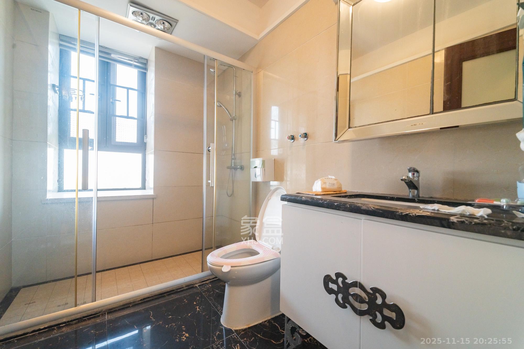 碧桂园威尼斯城 3室2厅2卫 90.0万 碧桂园威尼斯城 3室2厅2卫 90.0万卫生间