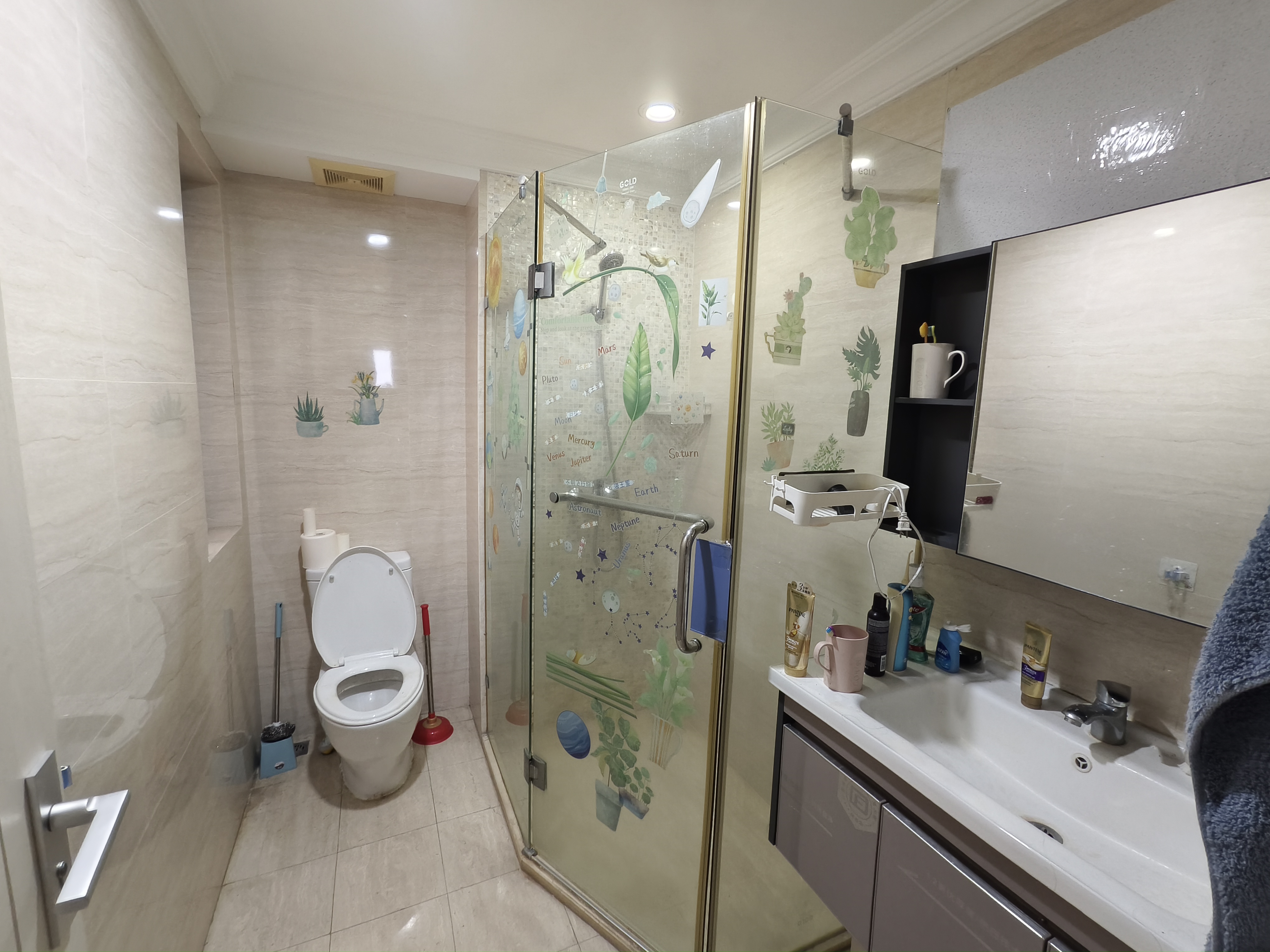 海阔天空-国瑞城二期（雅仕苑）  2室2厅1卫    3200.0元/月室内图