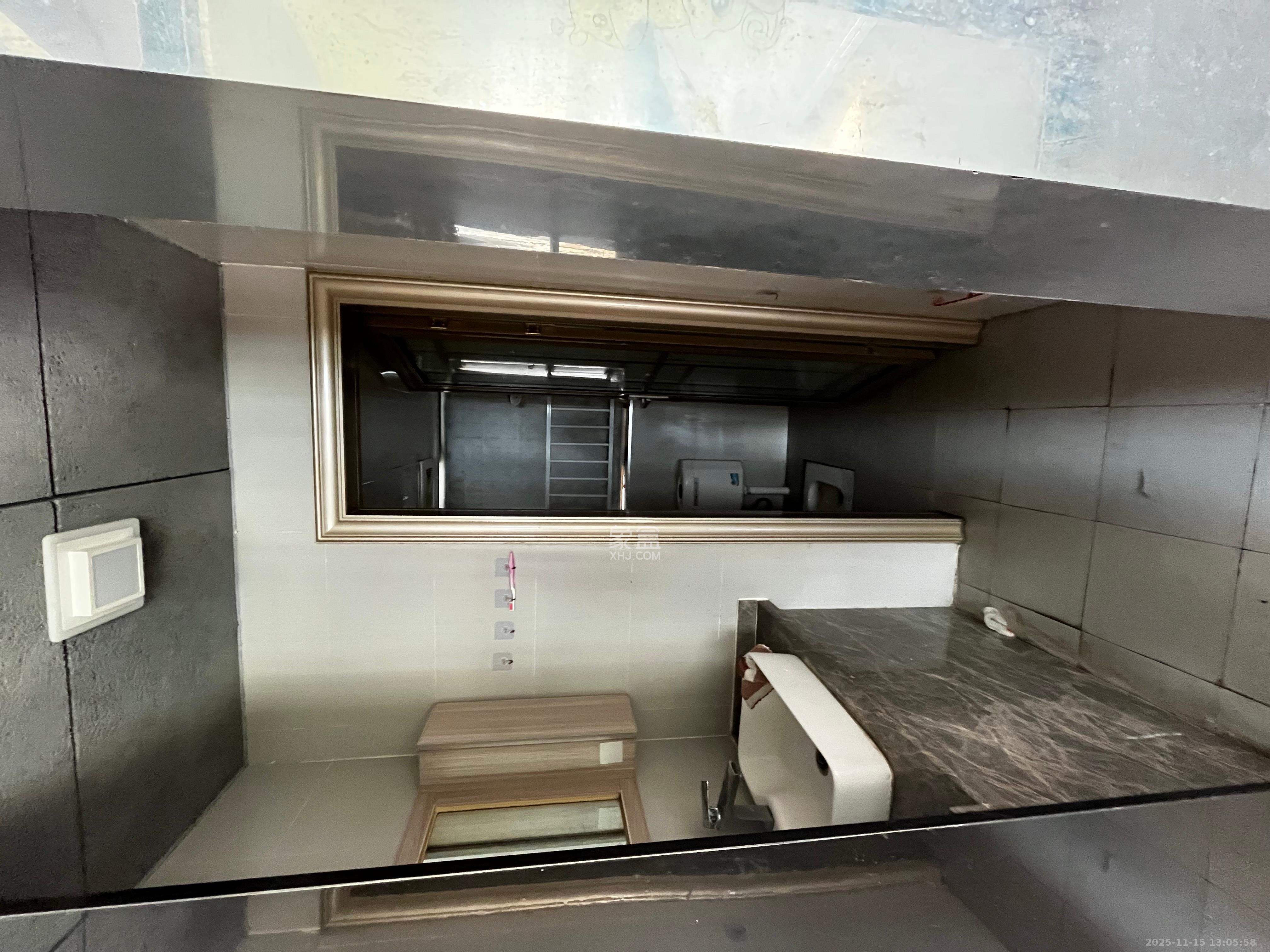 筑梦星园  3室2厅2卫    2000.0元/月室内图