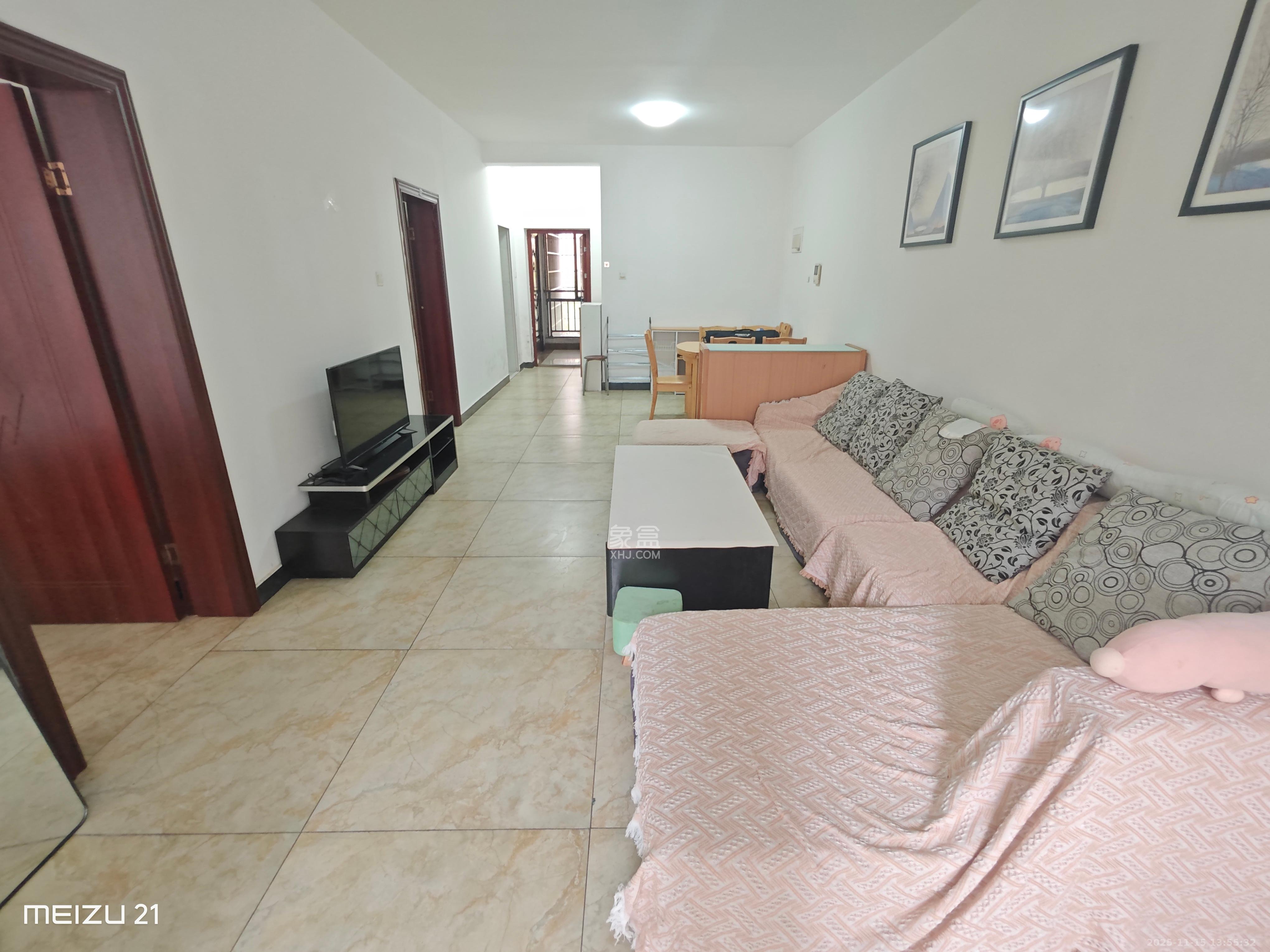 英祥春天  2室2厅1卫    2000.0元/月室内图