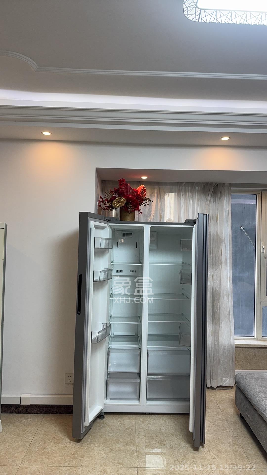 诺德滨江逸园（中铁逸园）  2室1厅1卫    2800.0元/月室内图