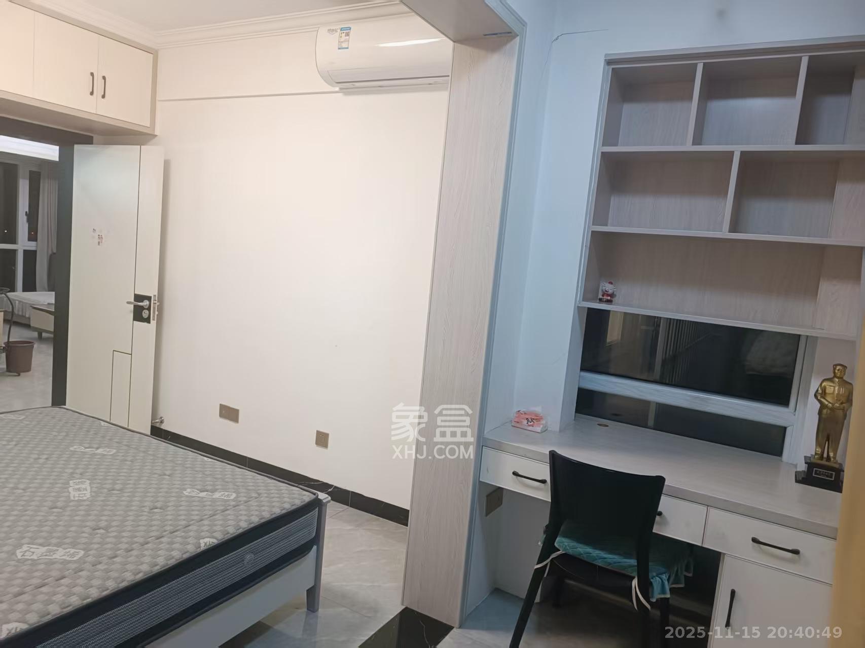 星城新宇川河苑  3室2厅1卫    2200.0元/月室内图