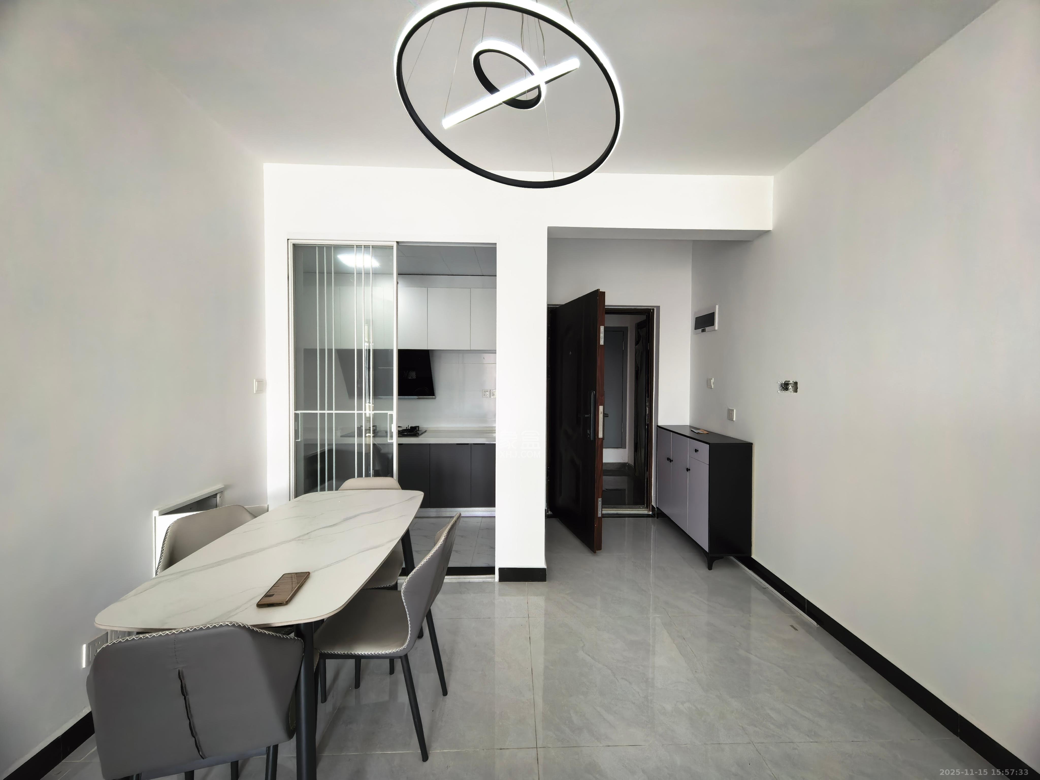 真人桥家园二期  2室2厅1卫    1700.0元/月室内图