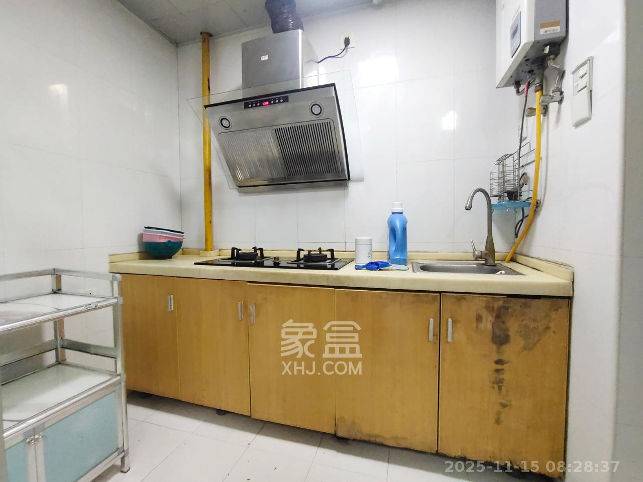 麓山枫情 2室1厅1卫 1700.0元/月 麓山枫情 2室1厅1卫 1700.0元/月室内图