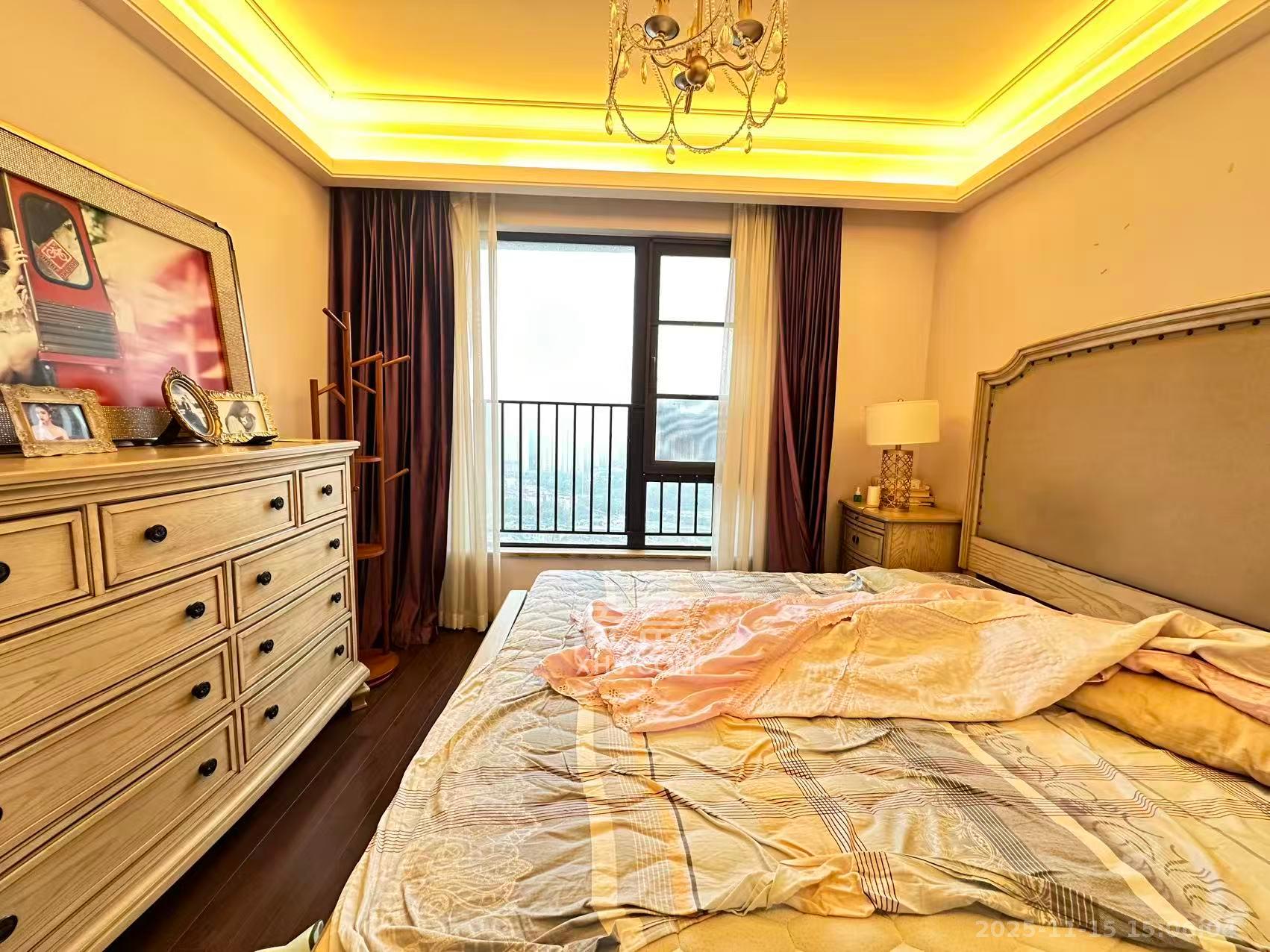 万科紫台  3室2厅2卫    4800.0元/月室内图