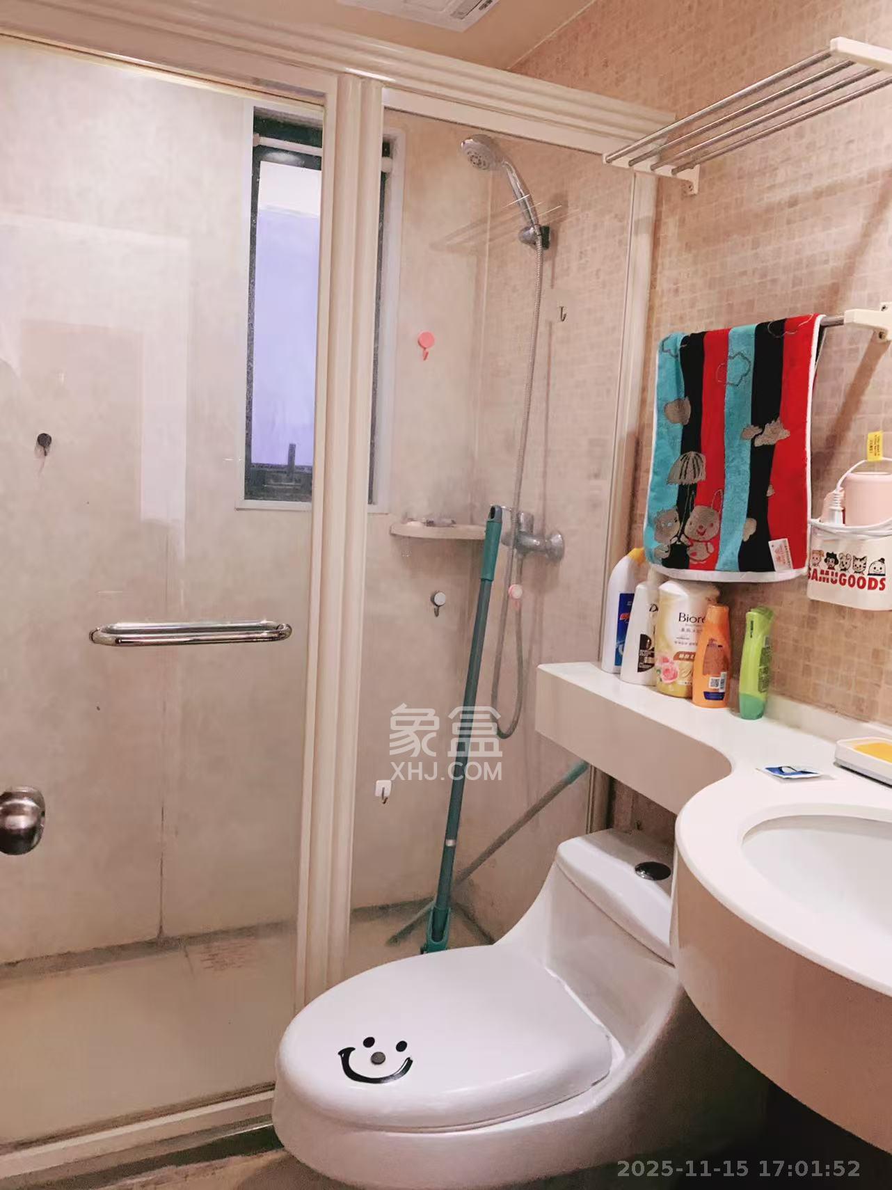 盛世美居荷园  1室2厅1卫    3000.0元/月室内图