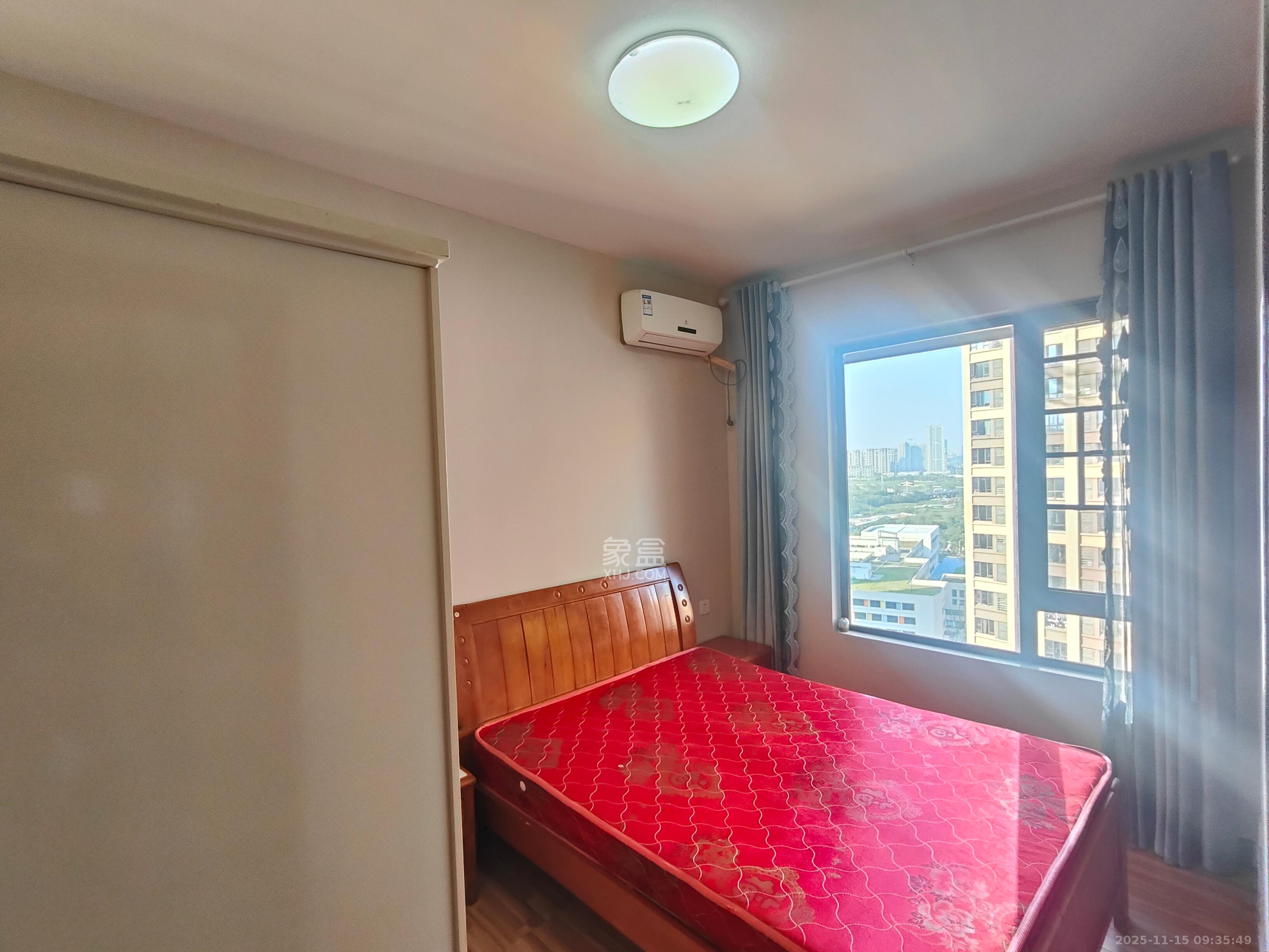 阳光城尚东湾青云苑  3室2厅2卫    2400.0元/月室内图