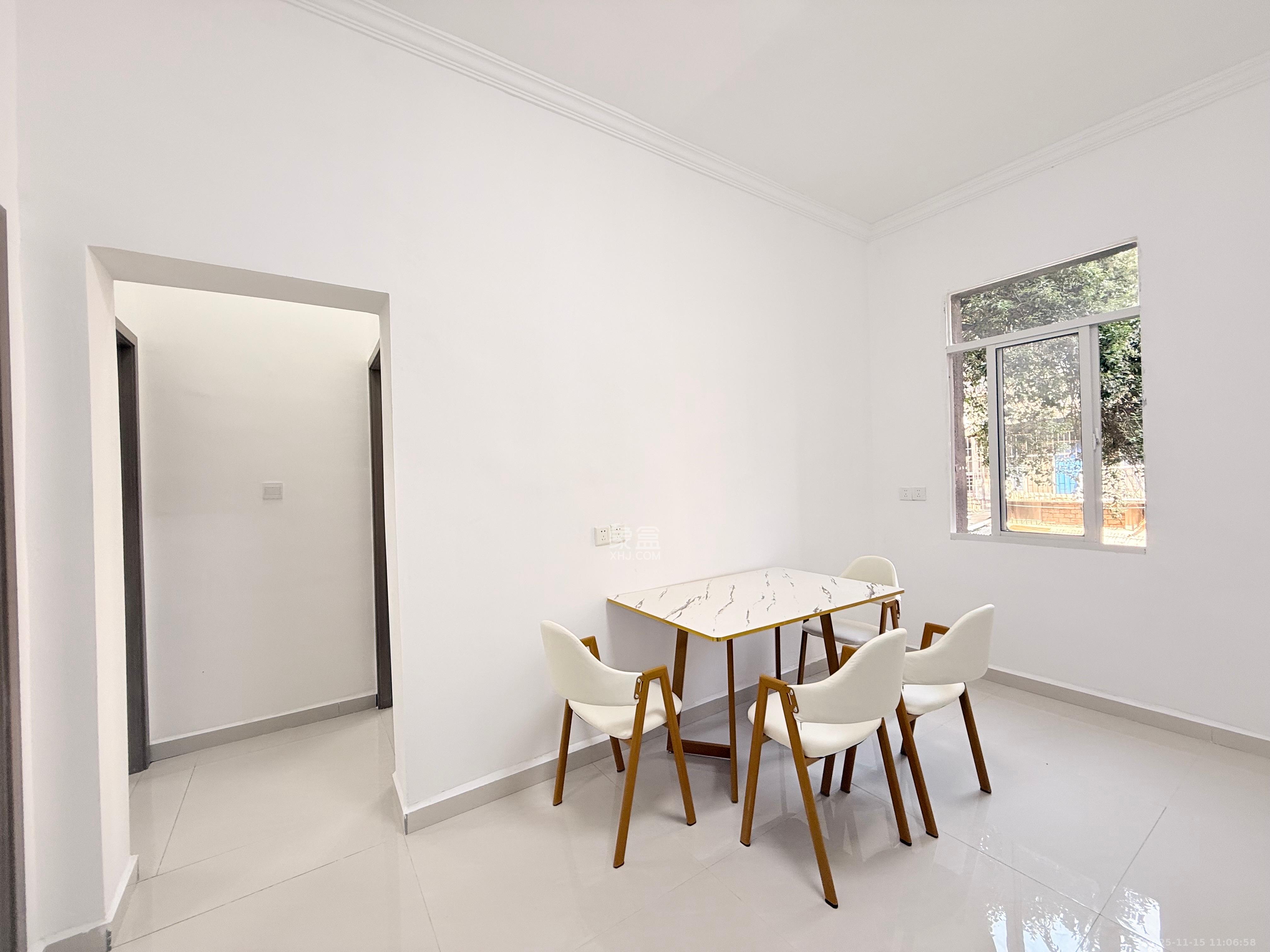 湘雅医学院（湘雅附一北院）  3室1厅1卫    3280.0元/月