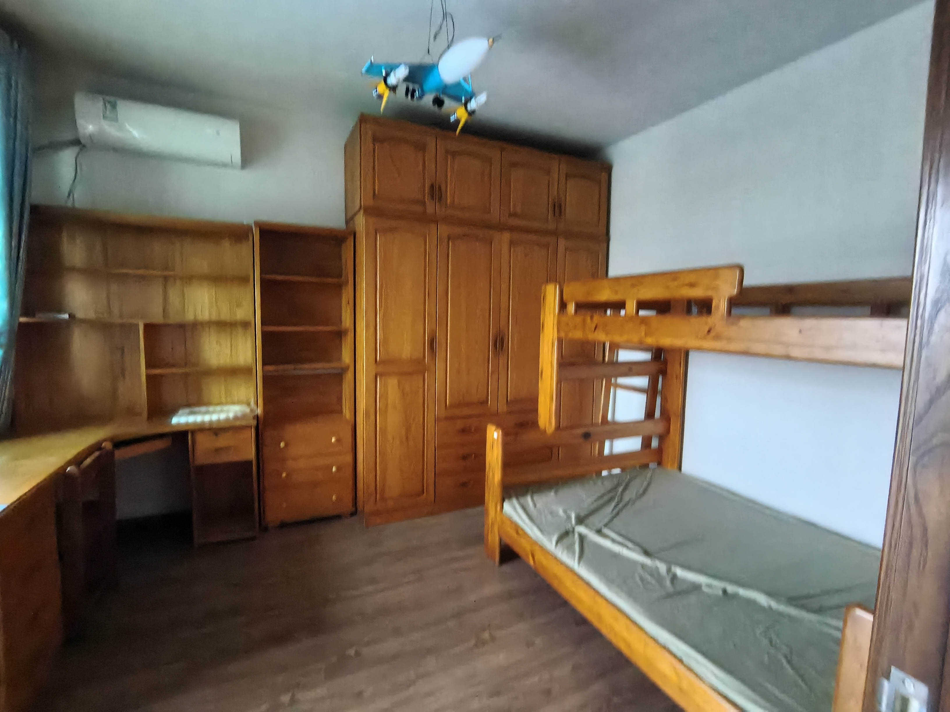 龙福花园 3室2厅1卫 2200.0元/月 龙福花园 3室2厅1卫 2200.0元/月室内图