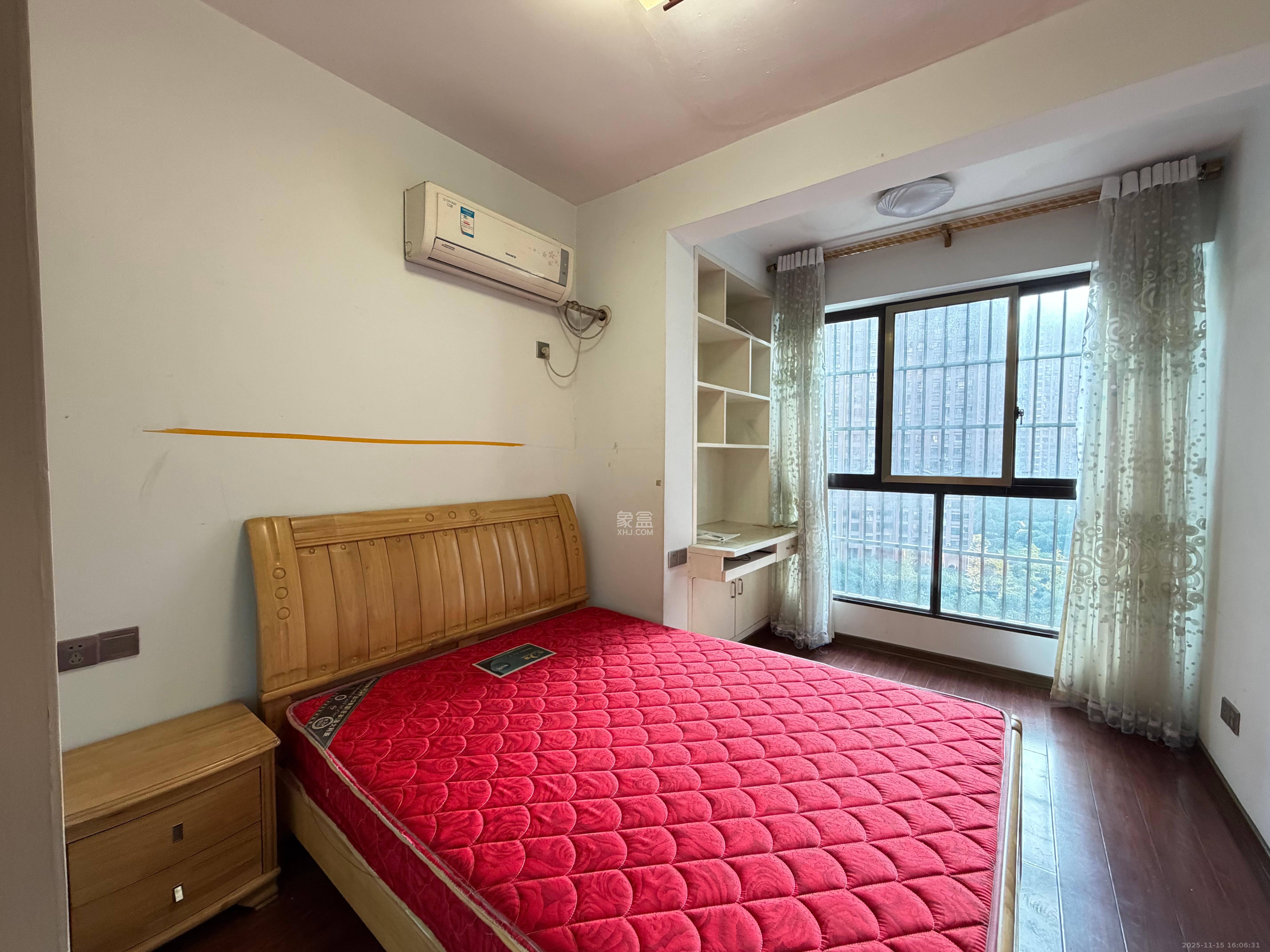 东方航标 3室2厅2卫 1800.0元/月 东方航标 3室2厅2卫 1800.0元/月室内图