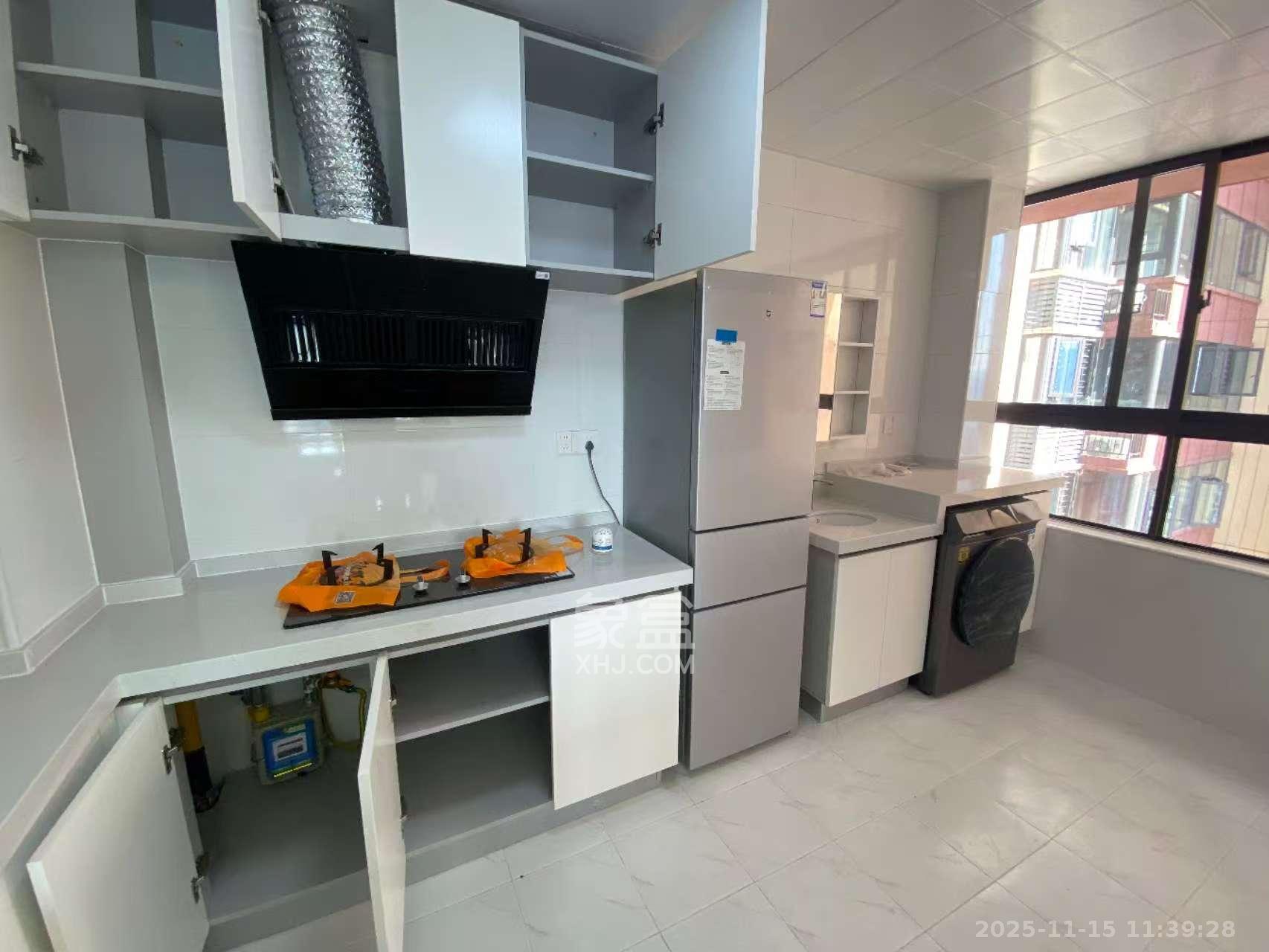 友兴家园  2室1厅1卫    2600.0元/月室内图