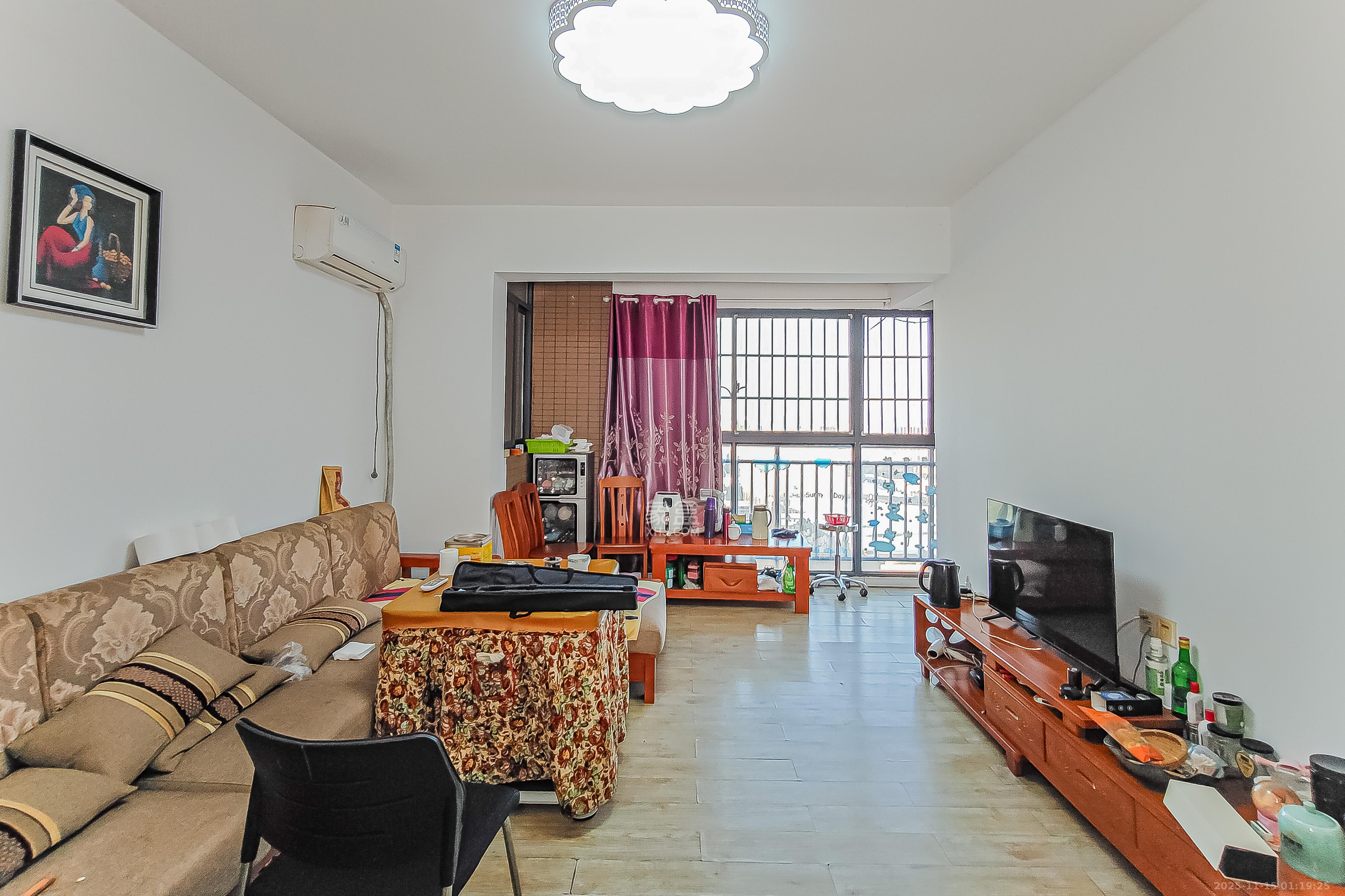 万博汇  2室1厅1卫    103.0万客厅