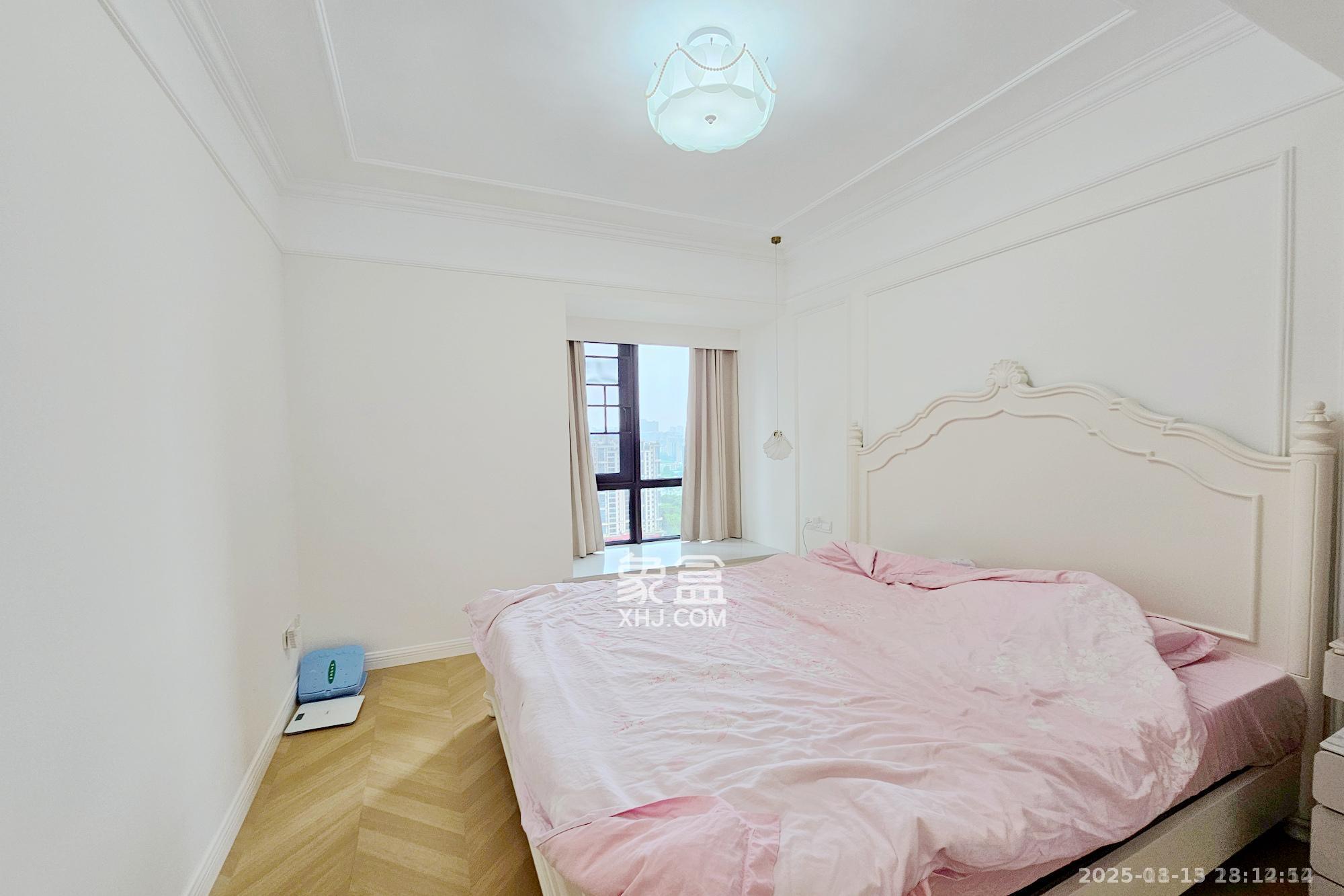 明昇壹城（明昇时代广场）二期  3室2厅2卫    3600.0元/月室内图